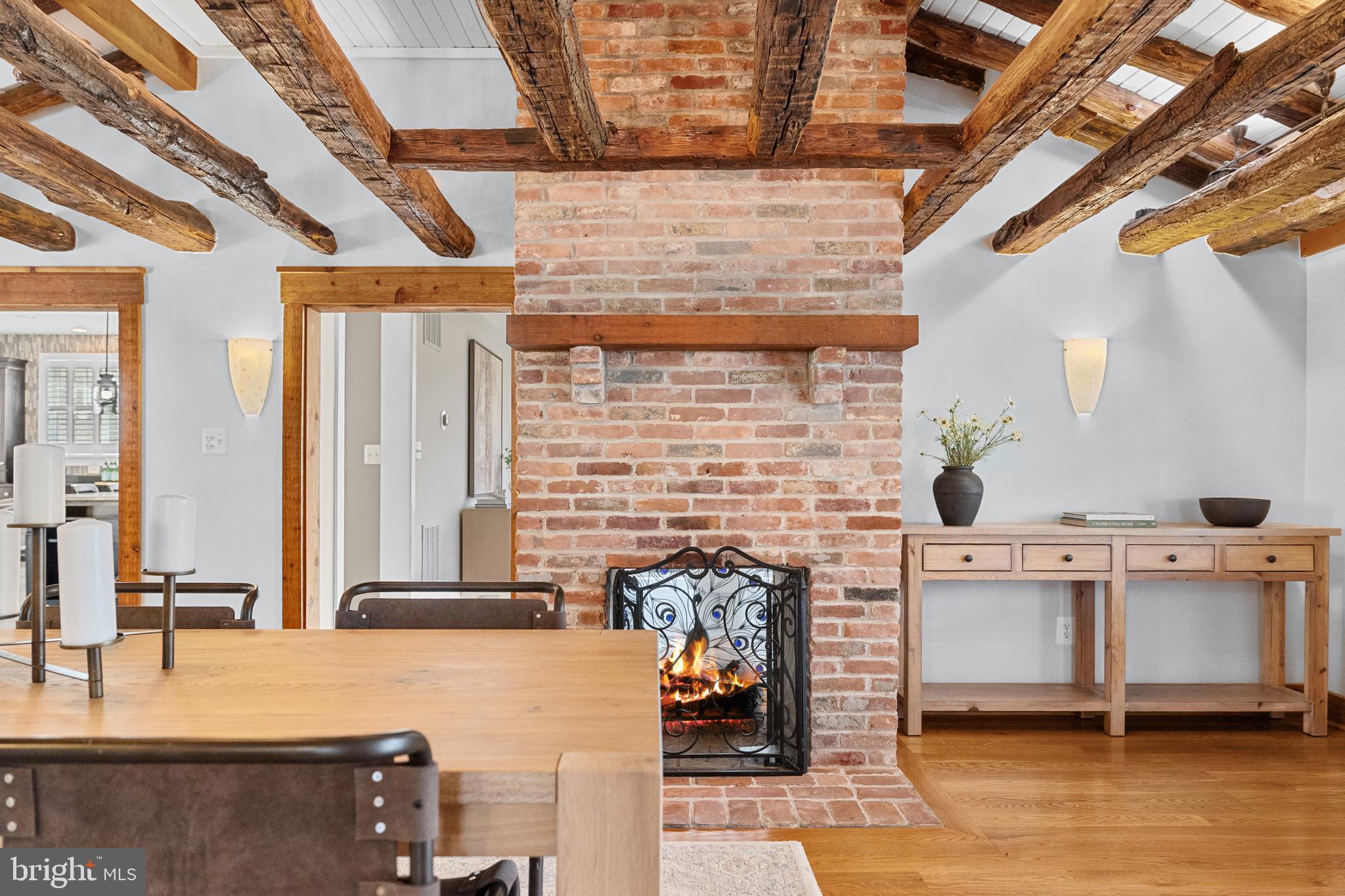 CLARK`S CORNER - Residential