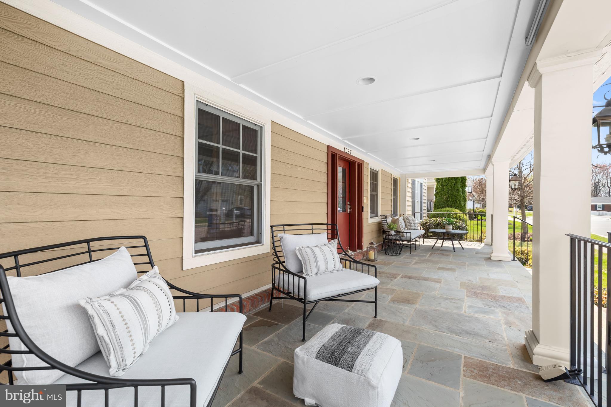 CLARK`S CORNER - Residential