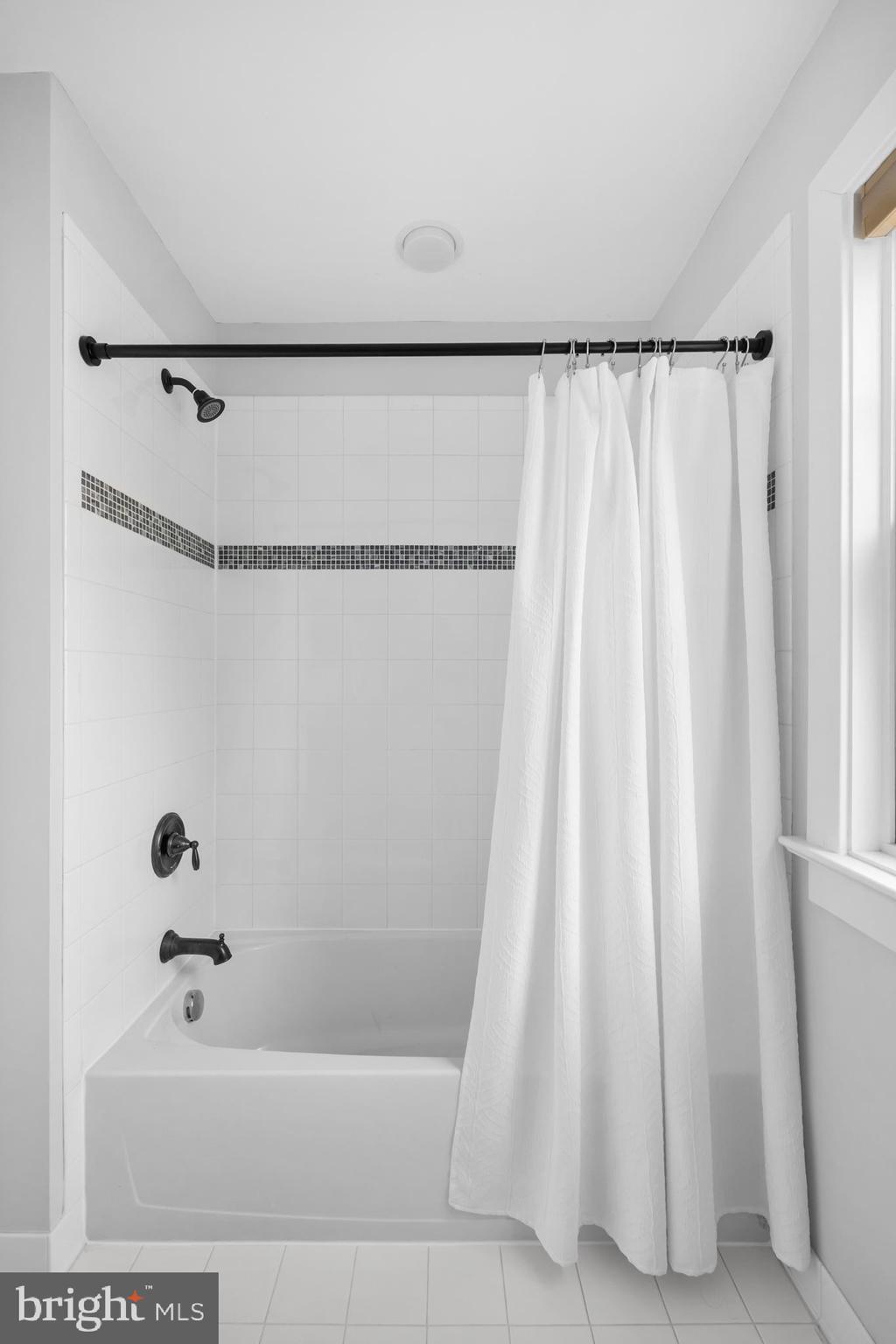 CLARK`S CORNER - Residential