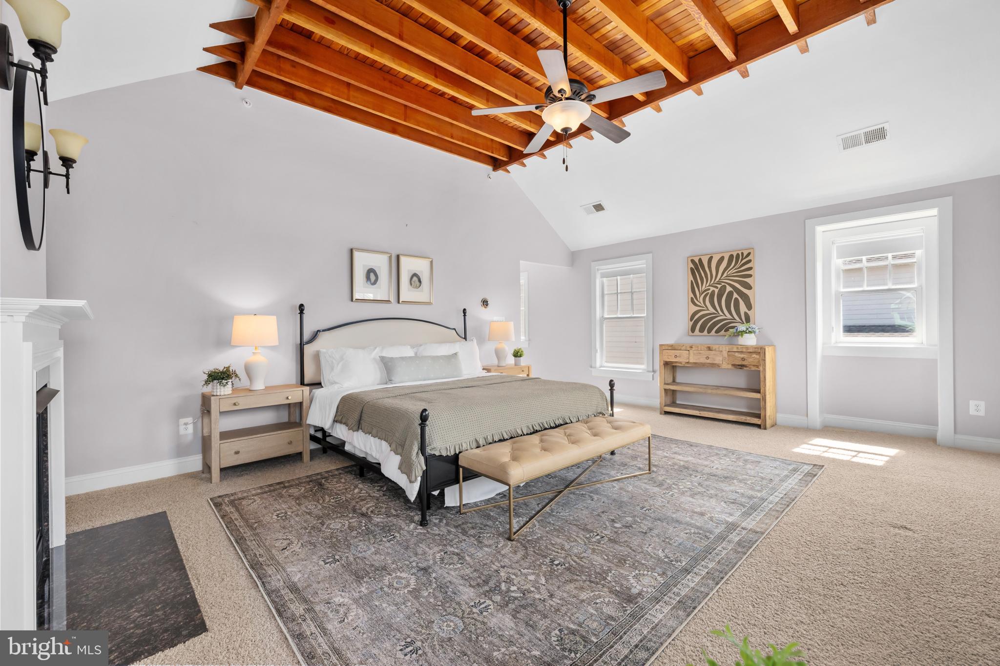 CLARK`S CORNER - Residential