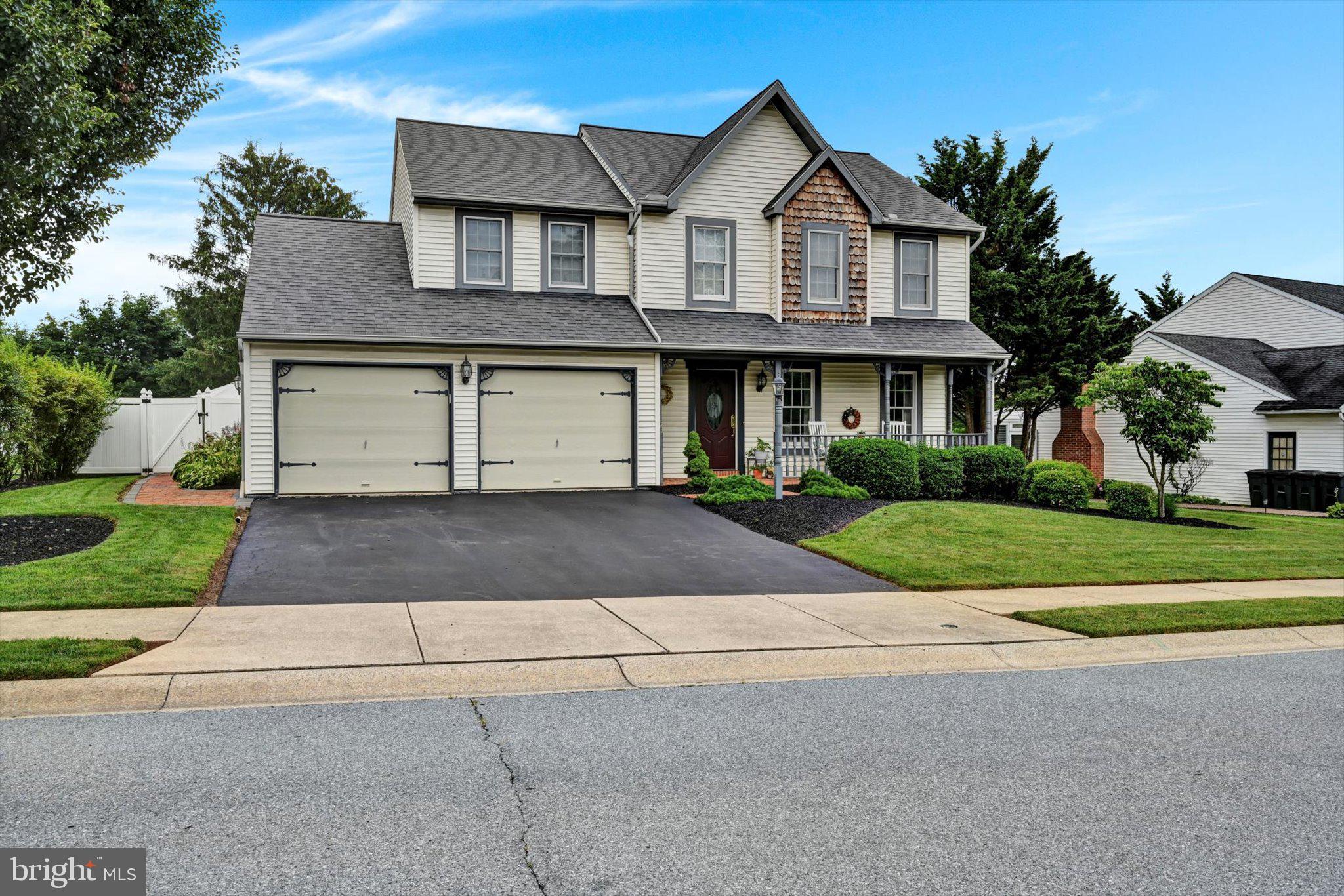 16 JASON AVENUE
