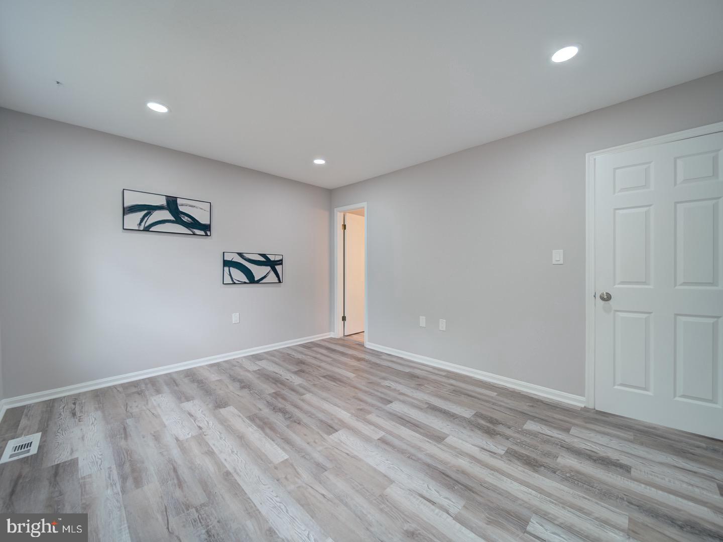 CHURCHILL TOWN SECTOR - Residential