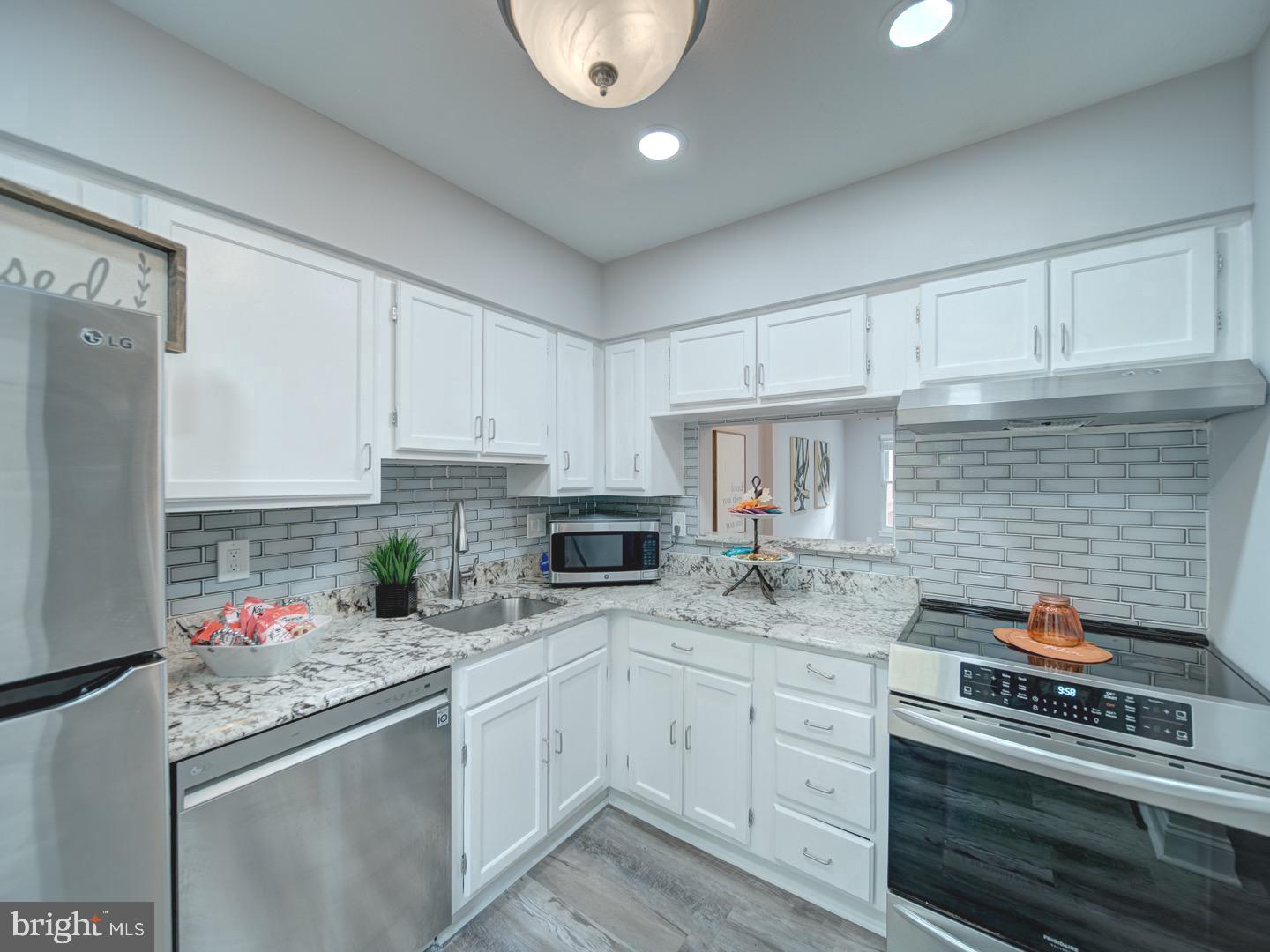 CHURCHILL TOWN SECTOR - Residential