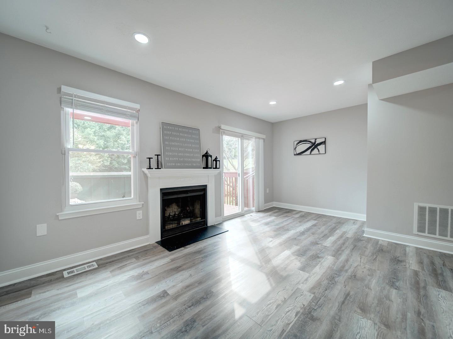 CHURCHILL TOWN SECTOR - Residential