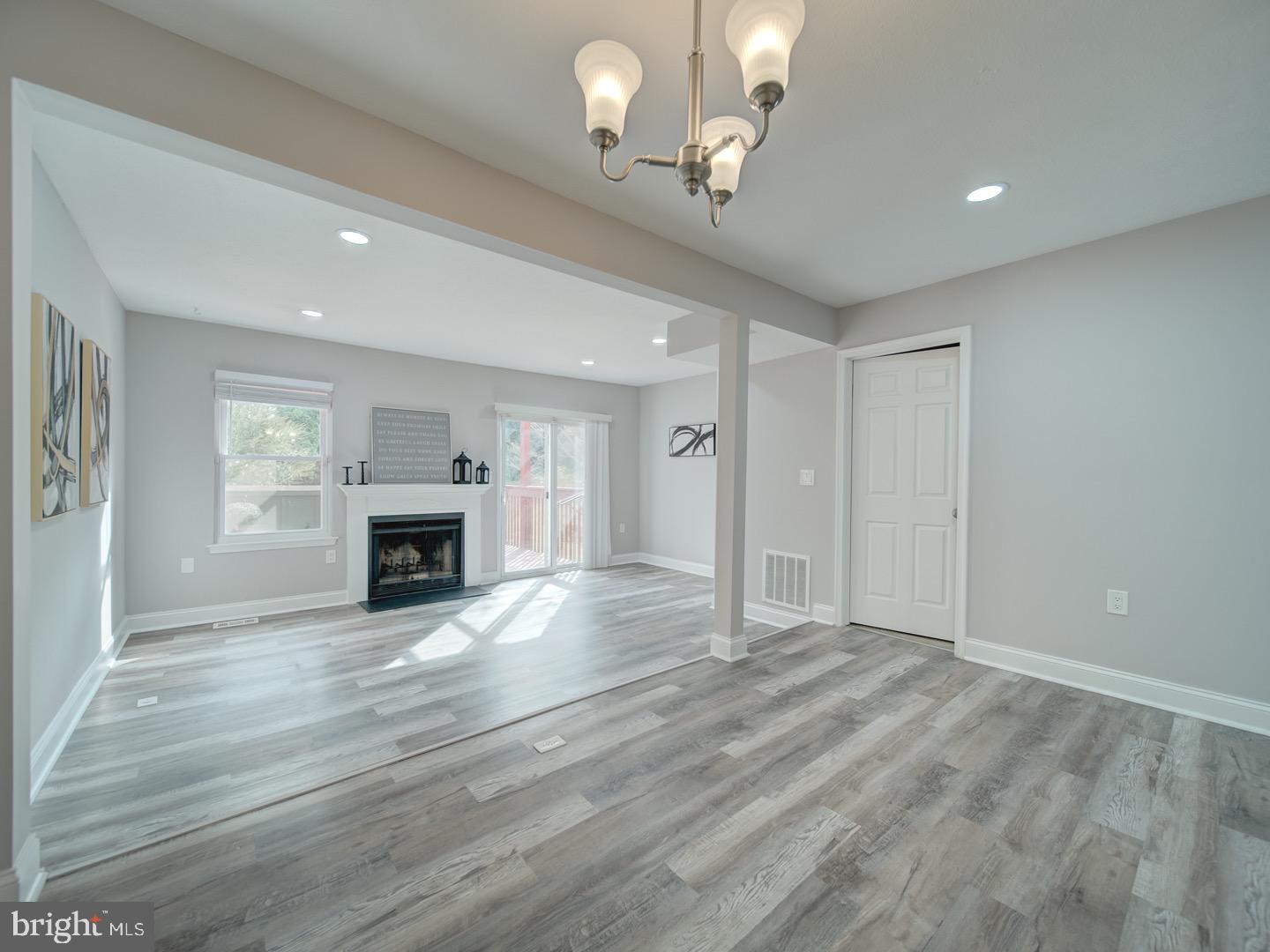 CHURCHILL TOWN SECTOR - Residential