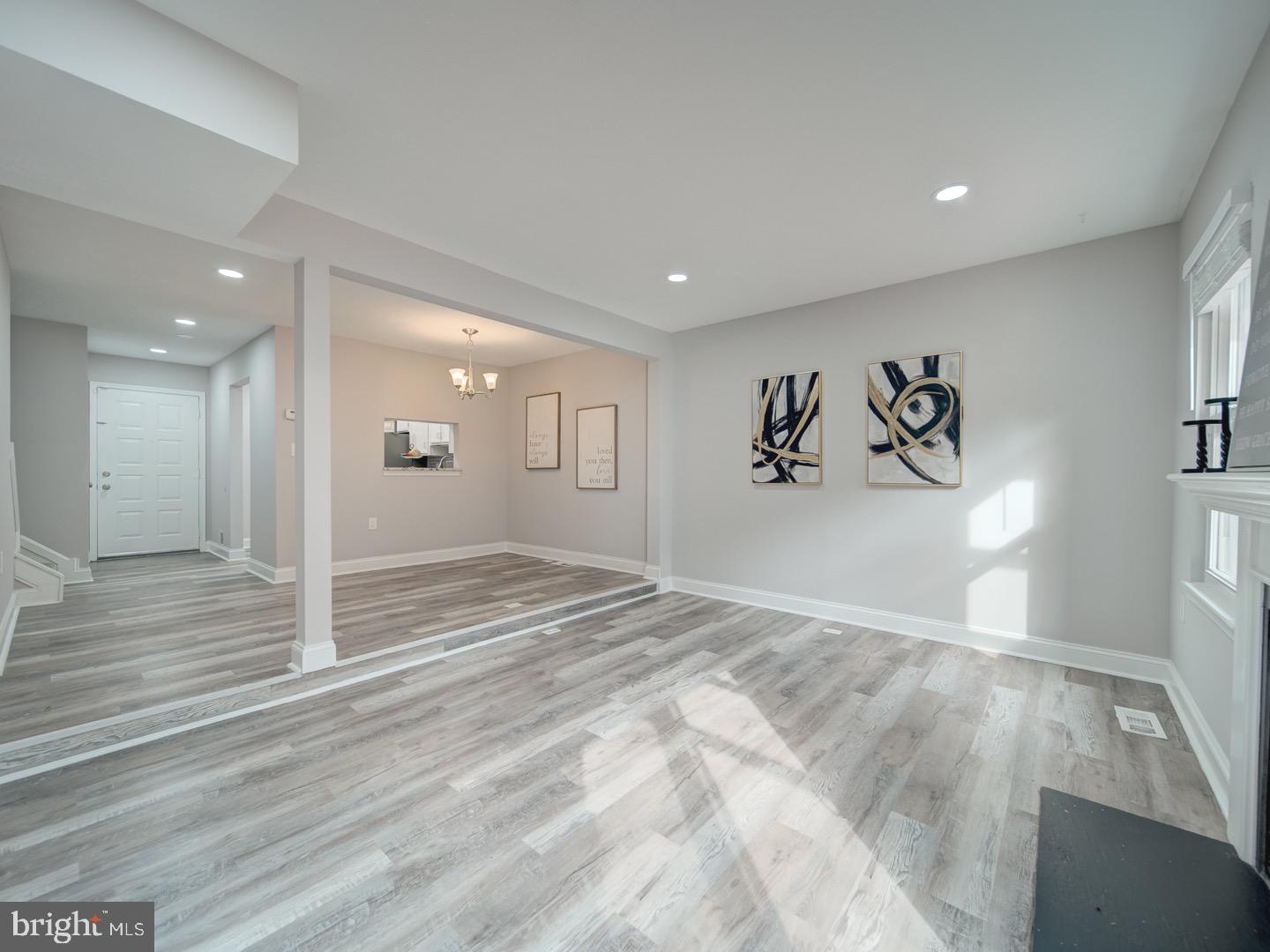 CHURCHILL TOWN SECTOR - Residential