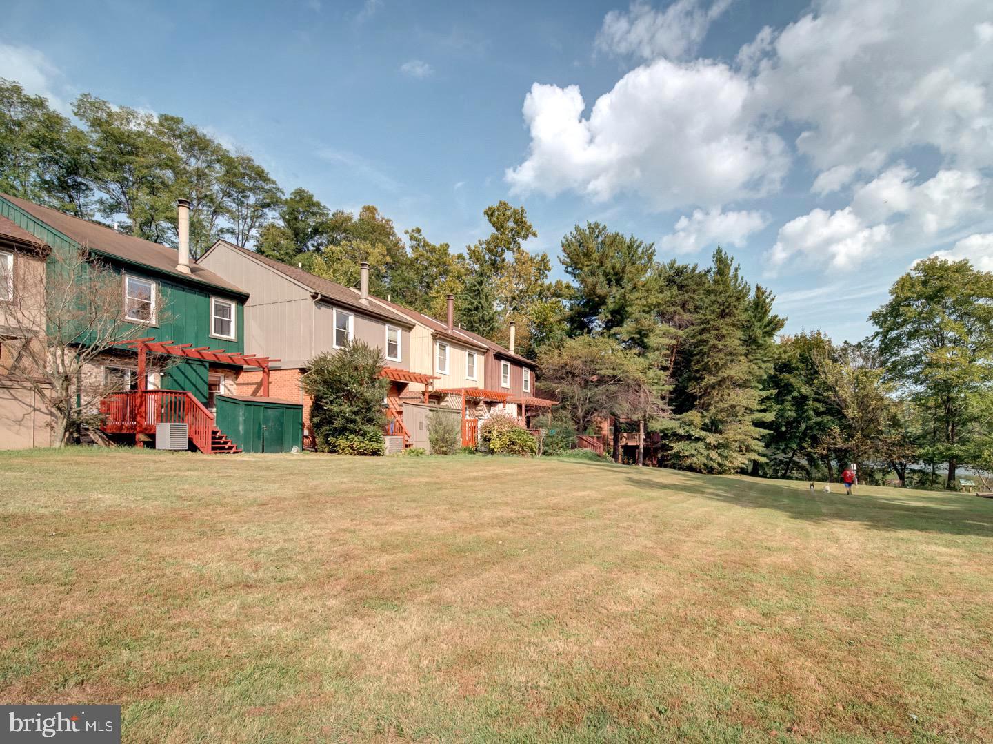 CHURCHILL TOWN SECTOR - Residential