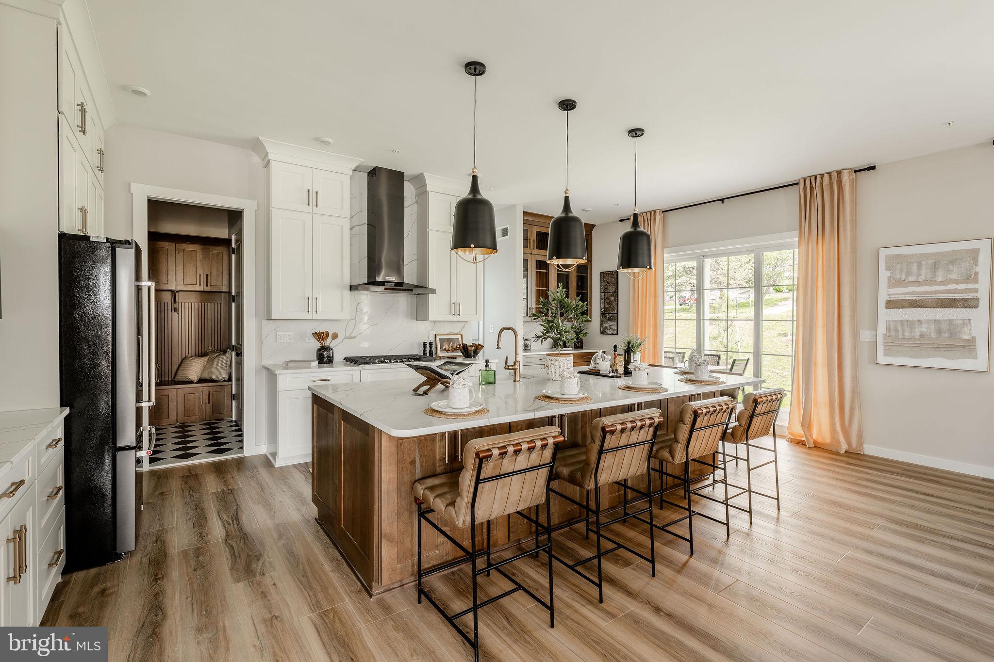 544 ALYSWEEP COURT