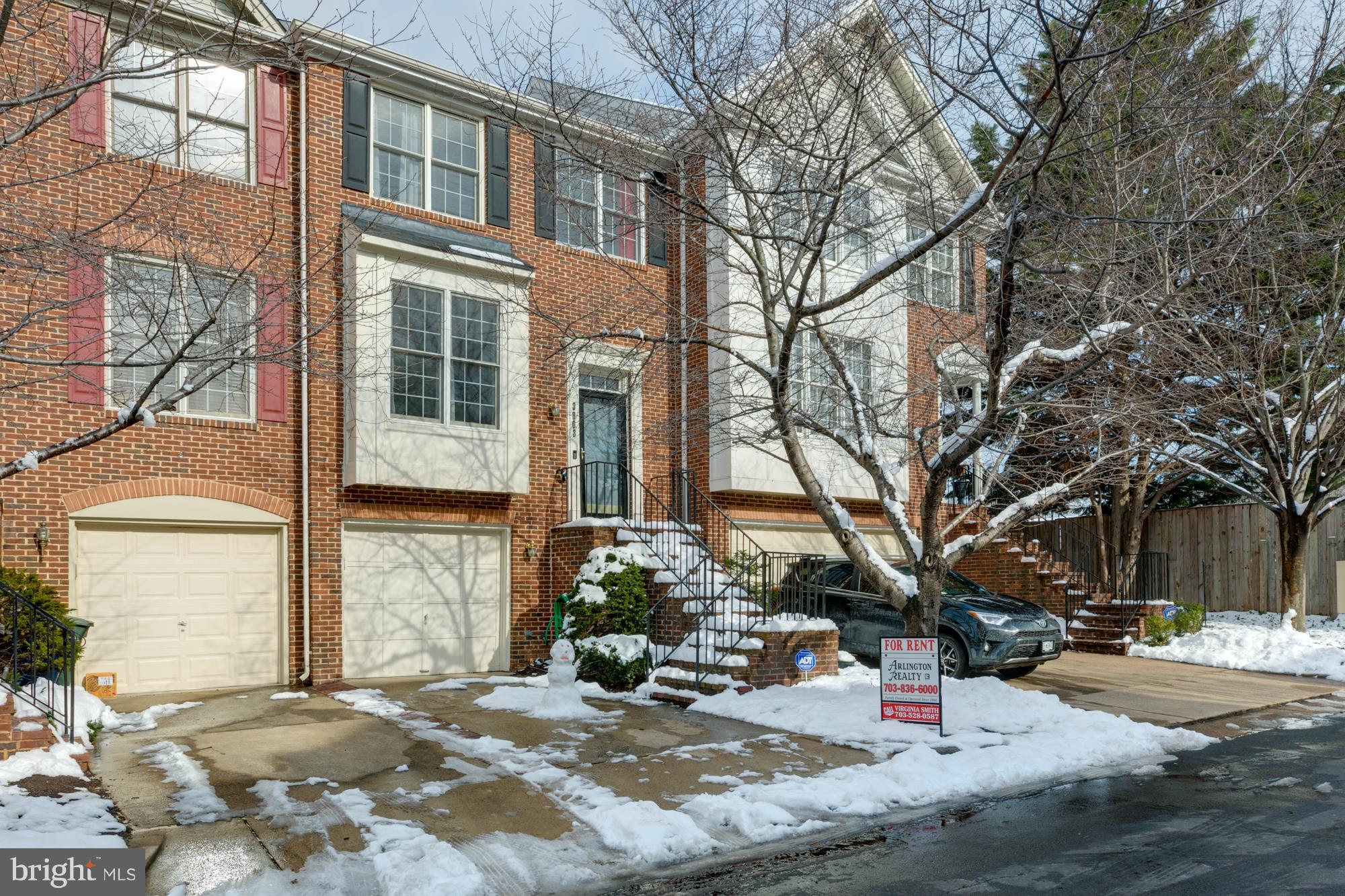 LENOX PLACE AT SUNNYSIDE - Residential Lease