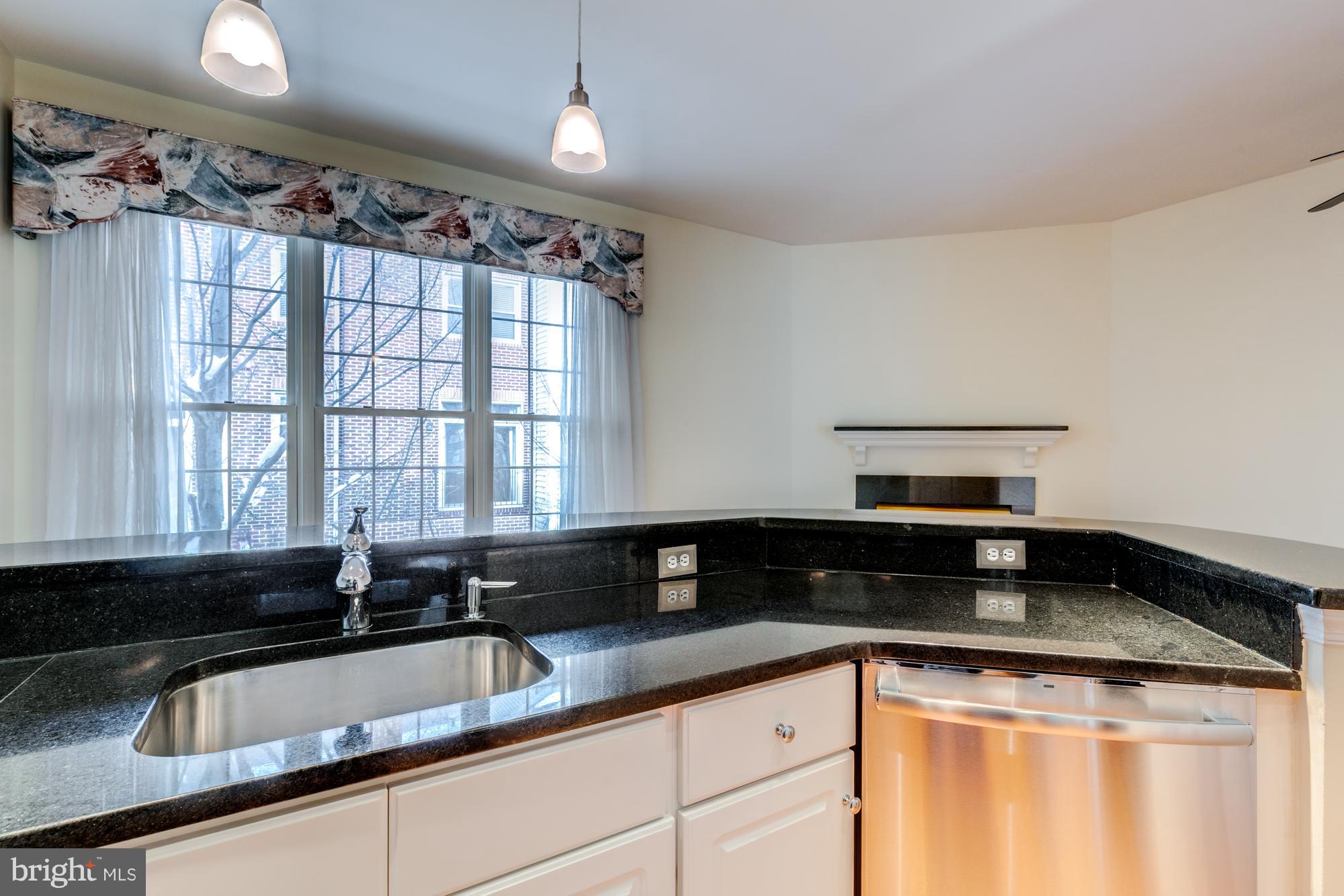 LENOX PLACE AT SUNNYSIDE - Residential Lease