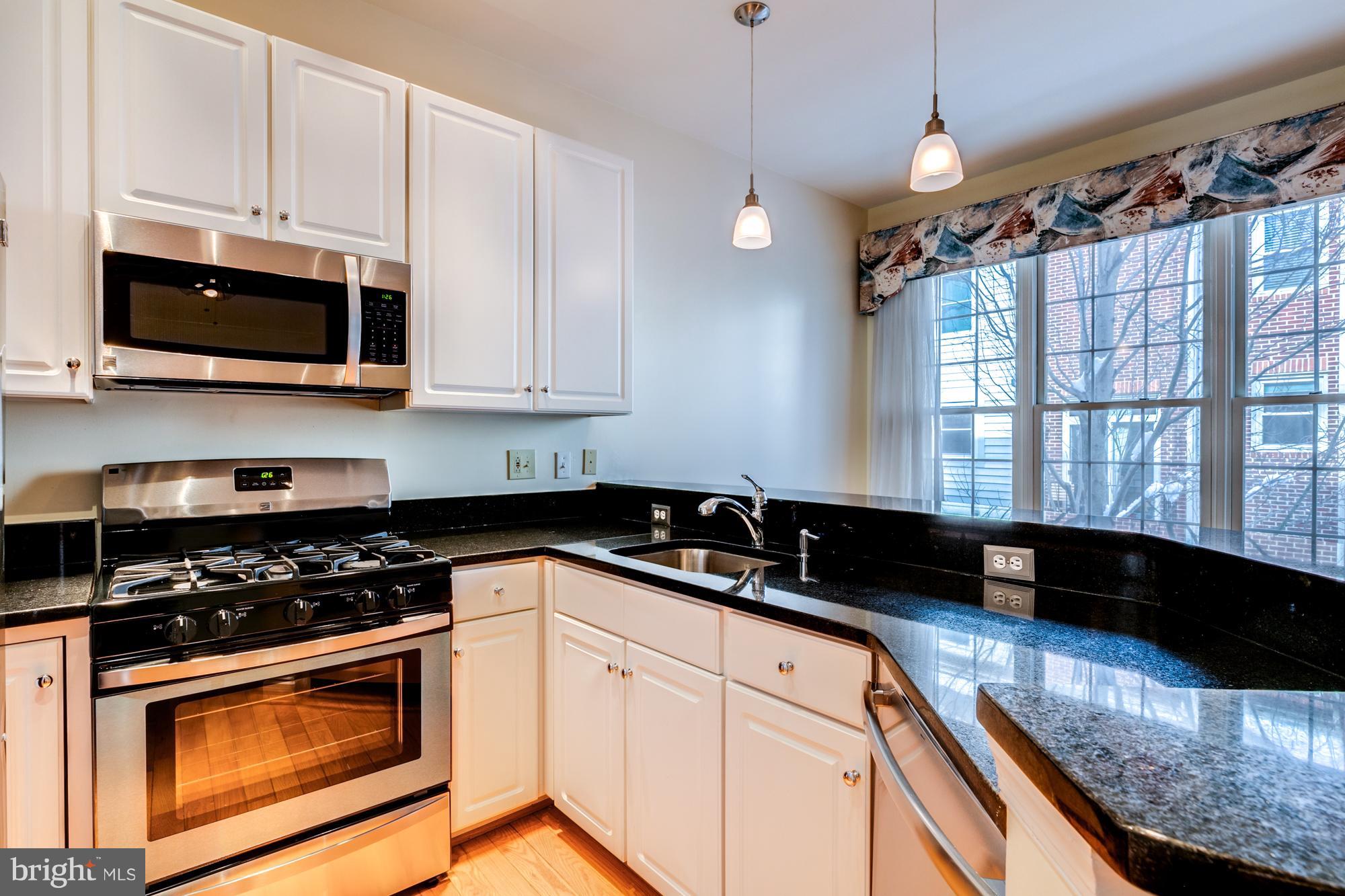 LENOX PLACE AT SUNNYSIDE - Residential Lease