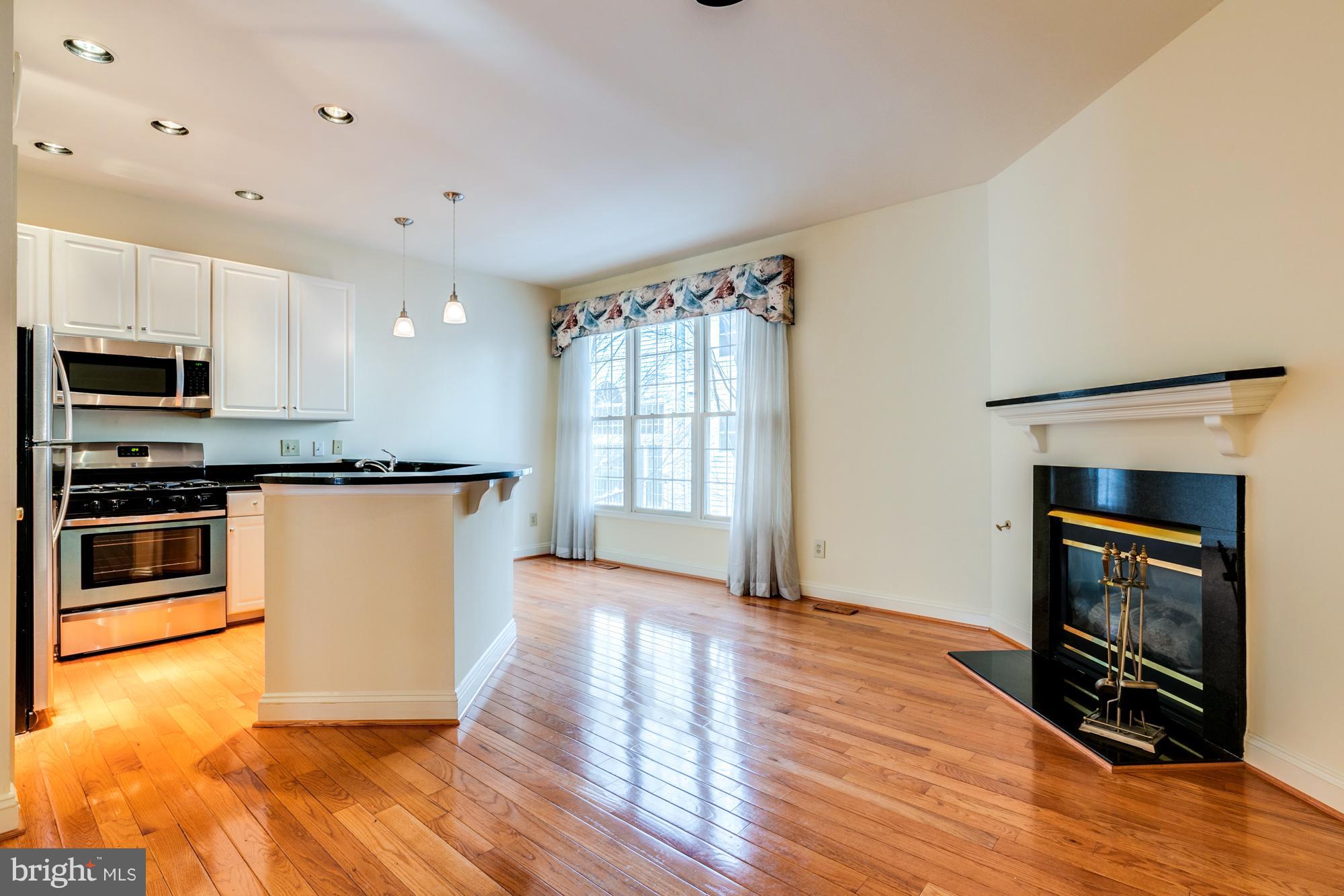 LENOX PLACE AT SUNNYSIDE - Residential Lease