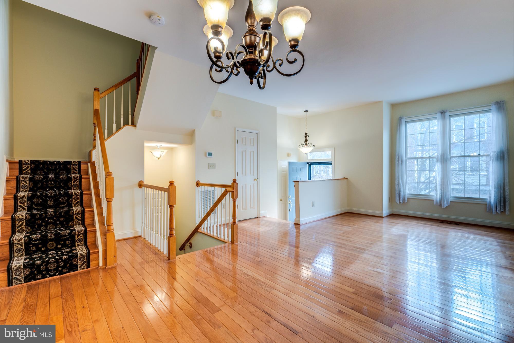 LENOX PLACE AT SUNNYSIDE - Residential Lease