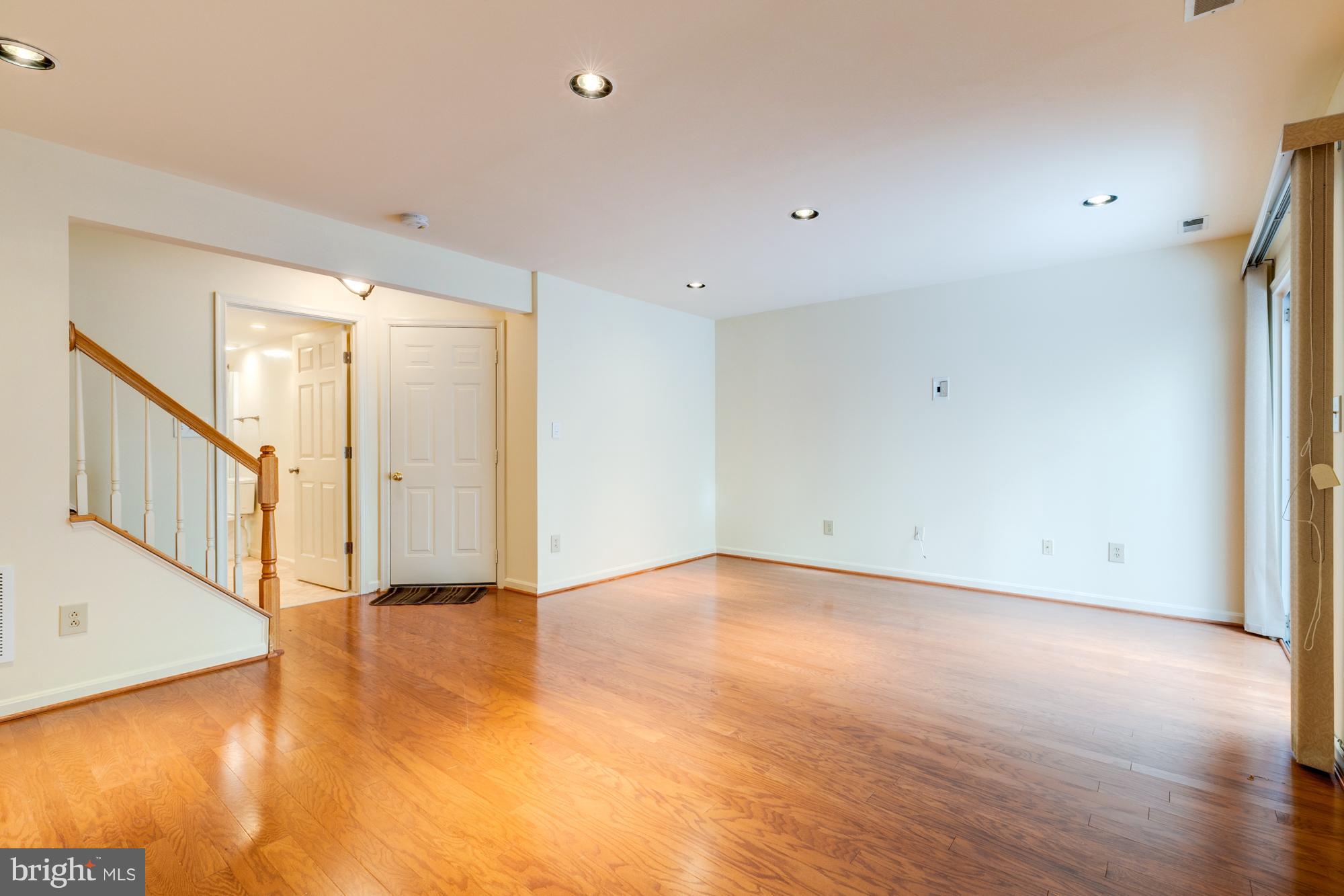 LENOX PLACE AT SUNNYSIDE - Residential Lease