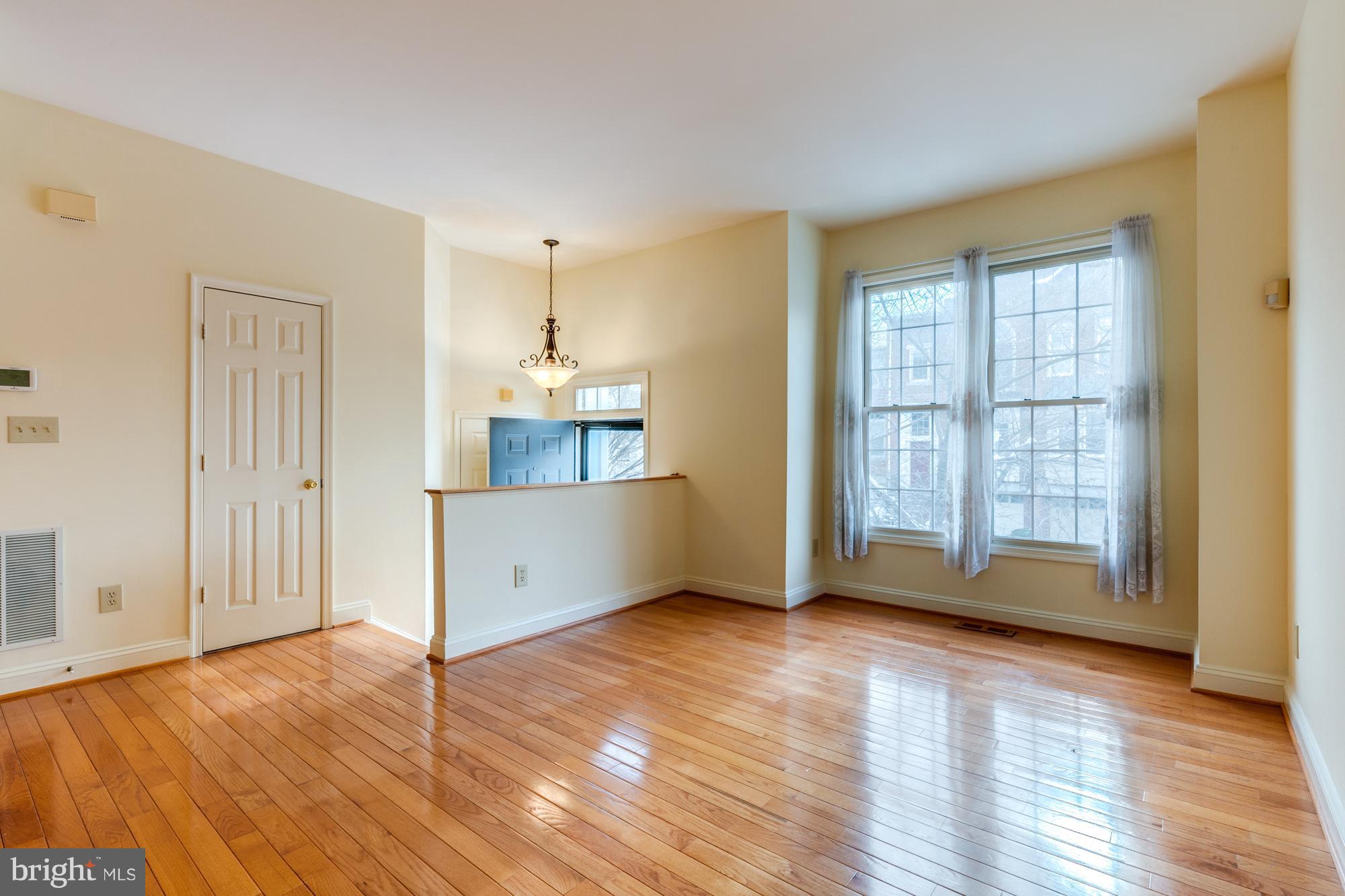 LENOX PLACE AT SUNNYSIDE - Residential Lease