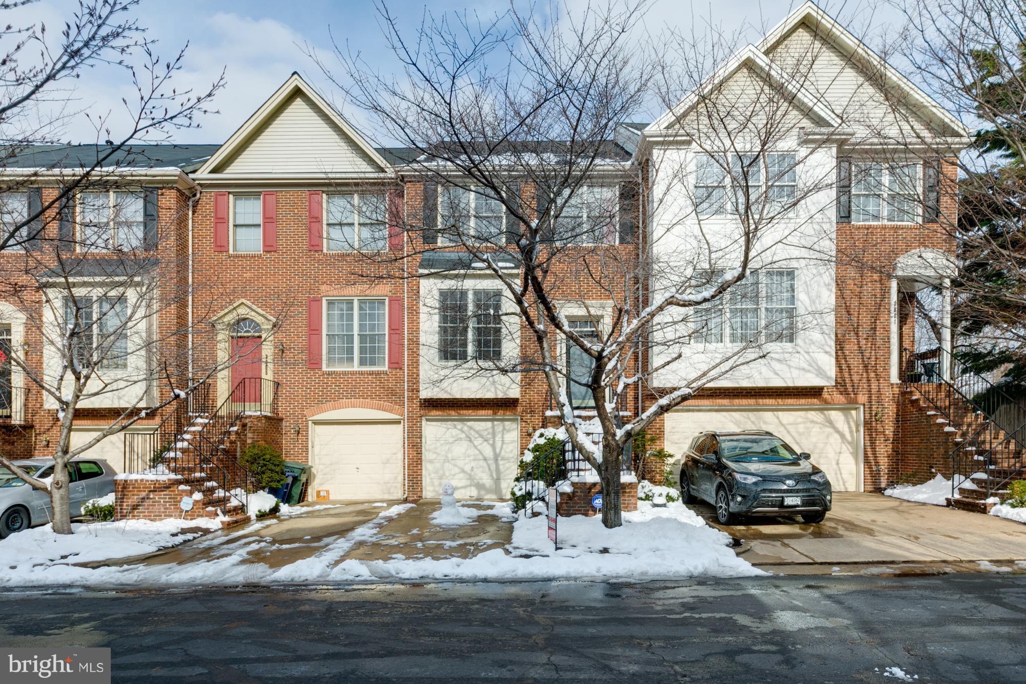 LENOX PLACE AT SUNNYSIDE - Residential Lease