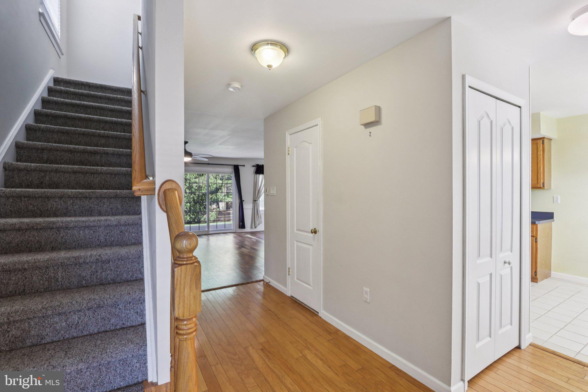 6200 ROLLING HILL DRIVE