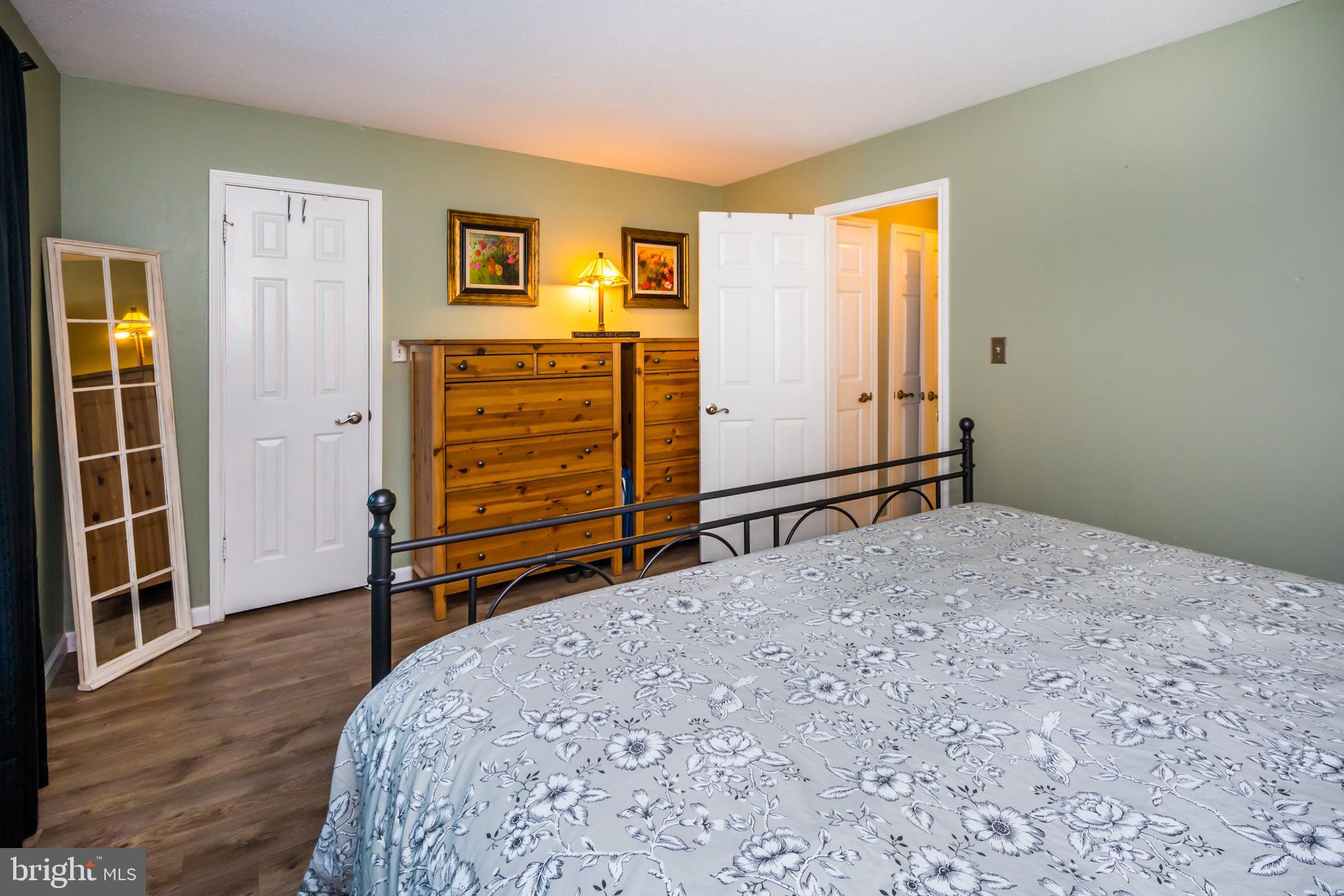 ENGLISH COUNTRY MANOR - Residential