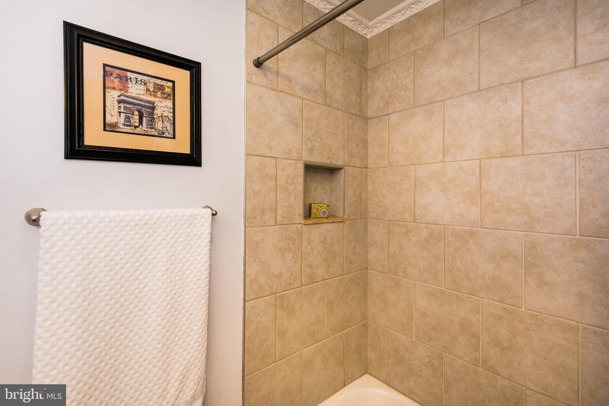 ENGLISH COUNTRY MANOR - Residential