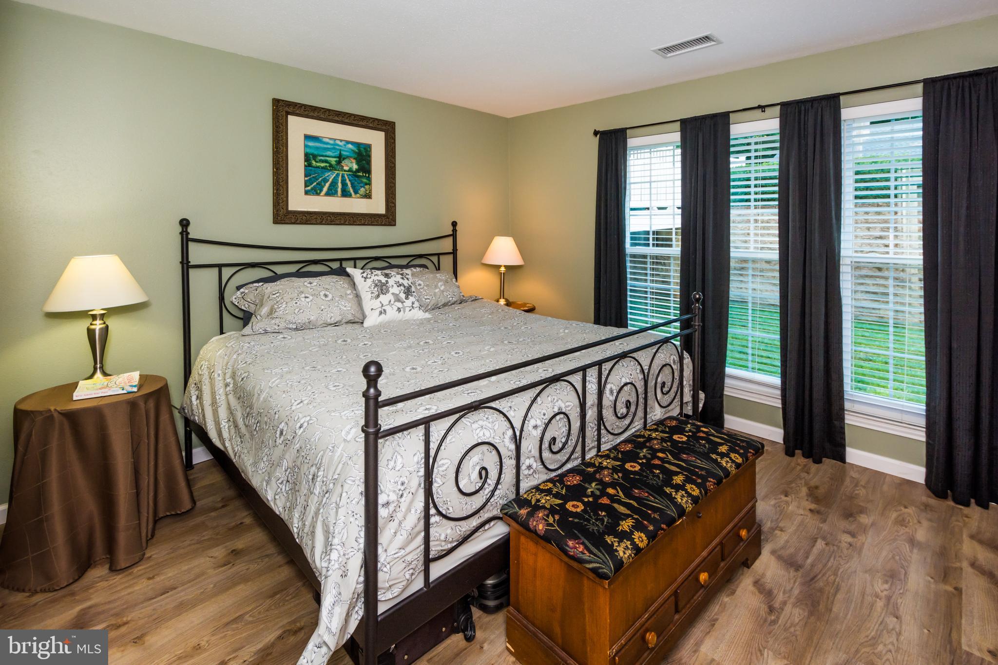 ENGLISH COUNTRY MANOR - Residential