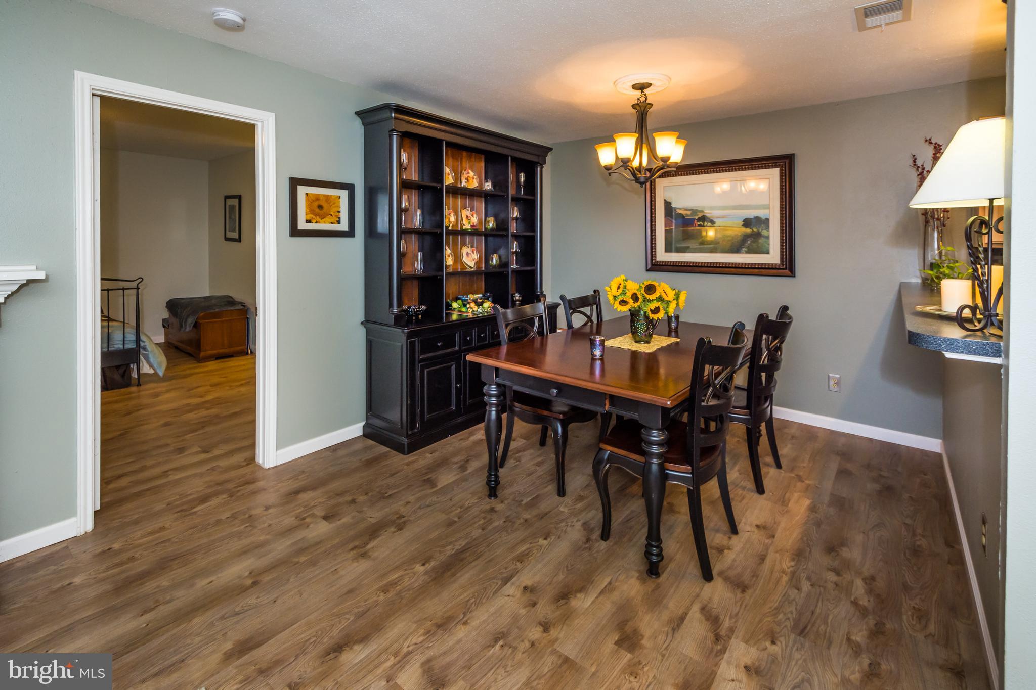 ENGLISH COUNTRY MANOR - Residential