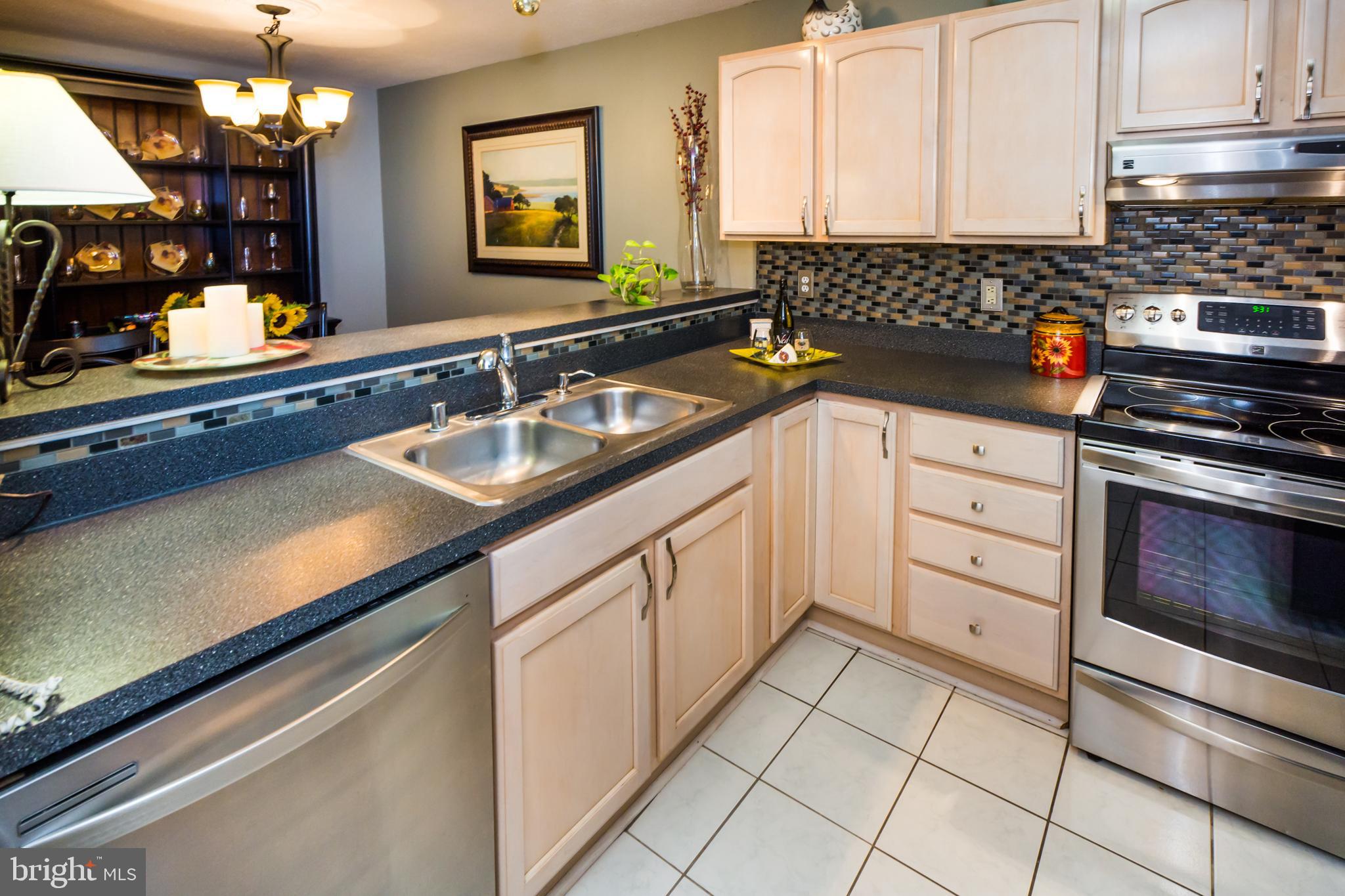 ENGLISH COUNTRY MANOR - Residential