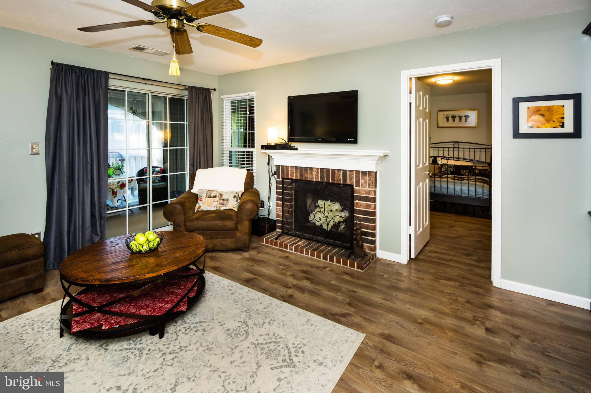 ENGLISH COUNTRY MANOR - Residential