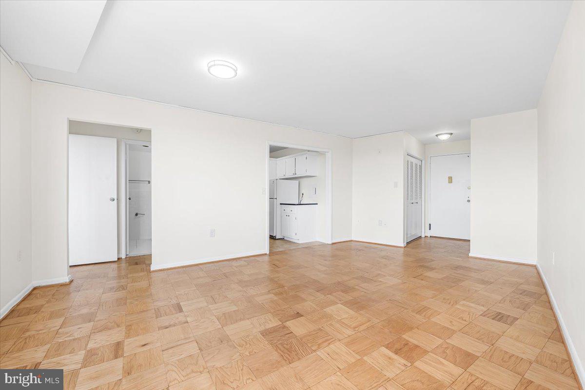 10401 GROSVENOR PLACE 1428