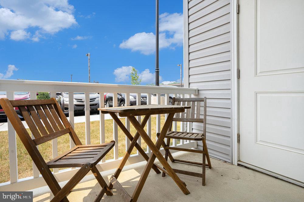 RESIDENCES AT BROOKHAVEN GLEN - Residential