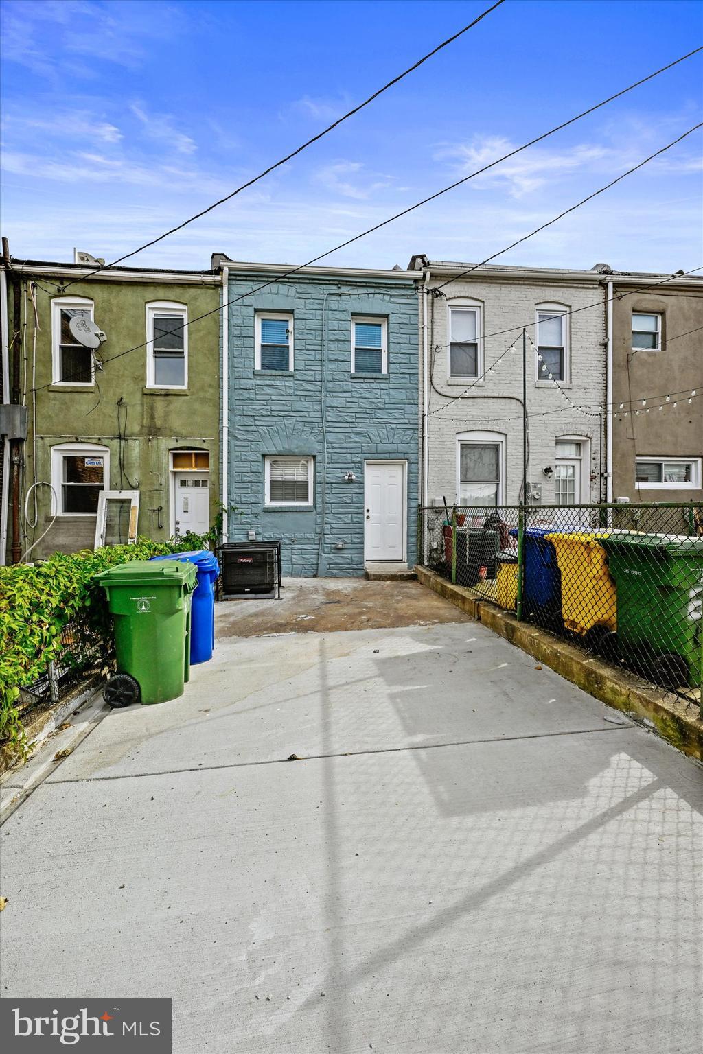 HIGHLANDTOWN - Residential