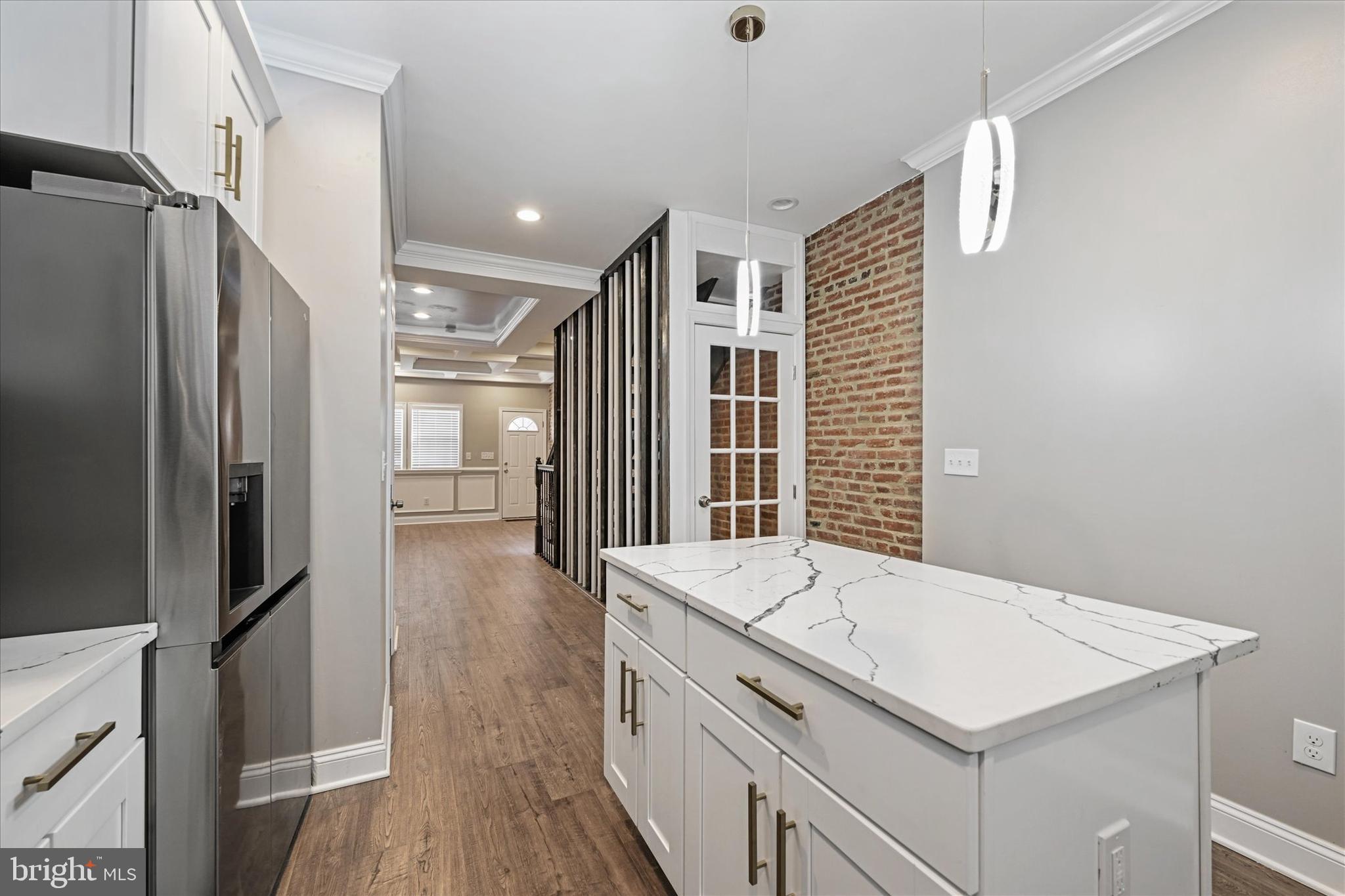HIGHLANDTOWN - Residential