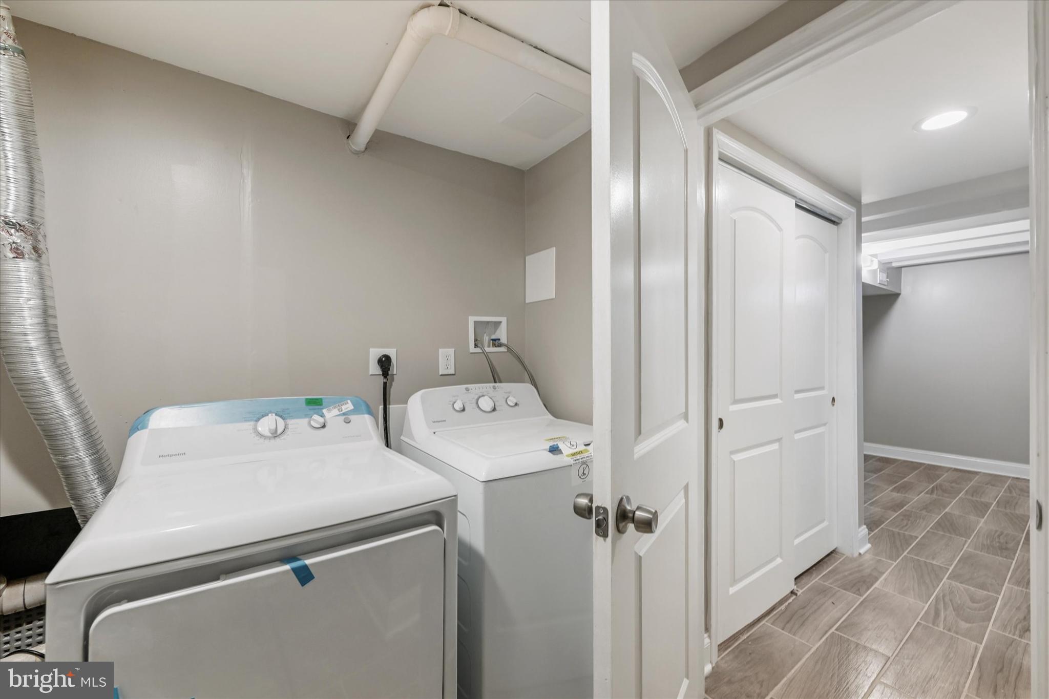 HIGHLANDTOWN - Residential