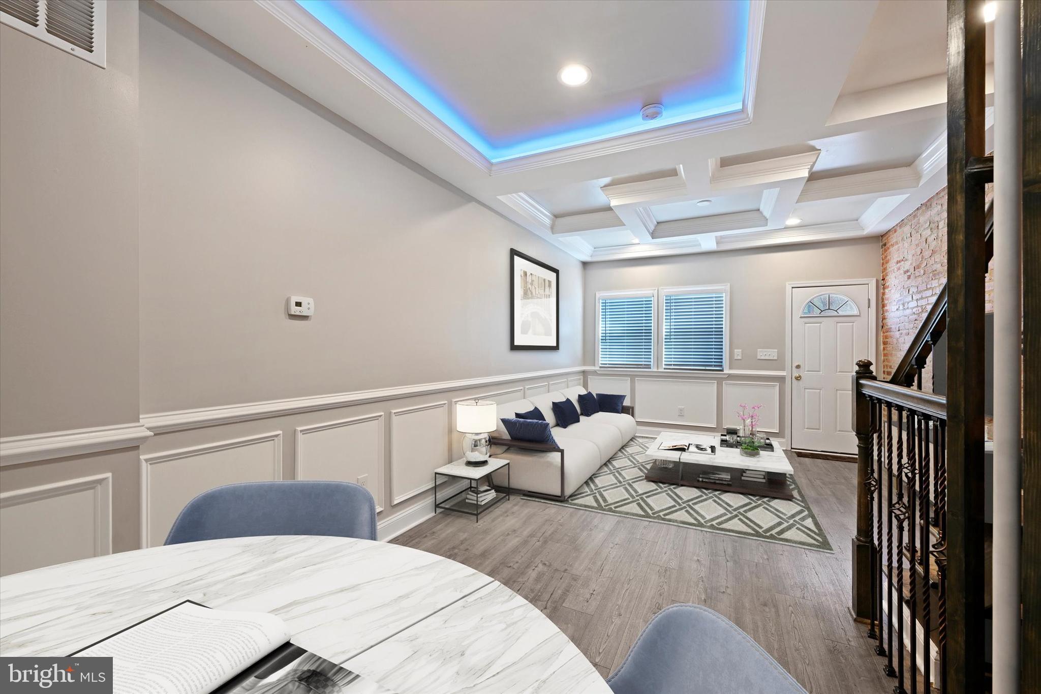 HIGHLANDTOWN - Residential