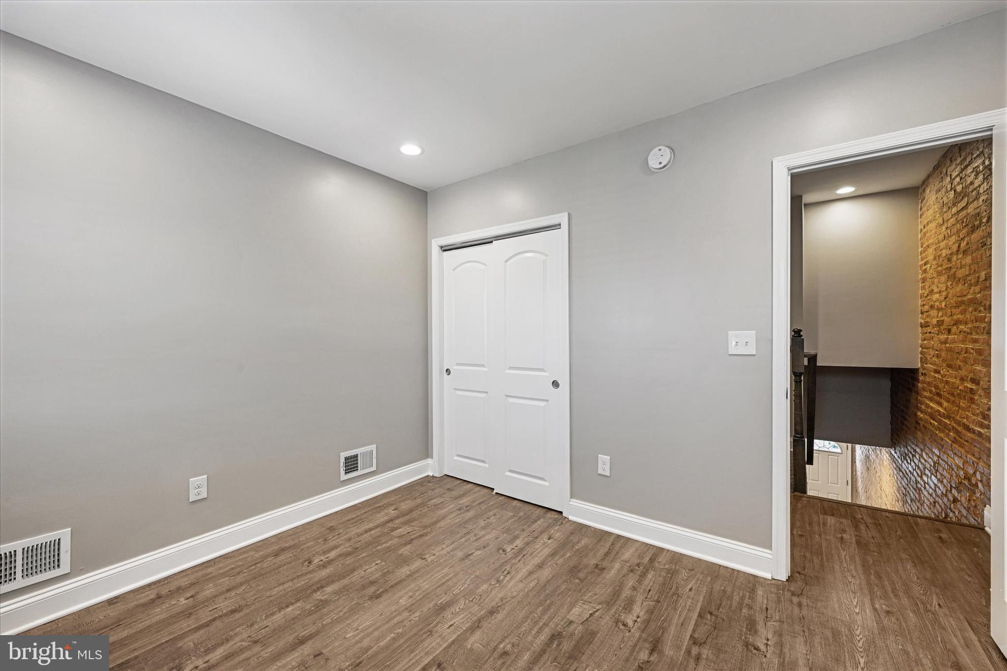 HIGHLANDTOWN - Residential