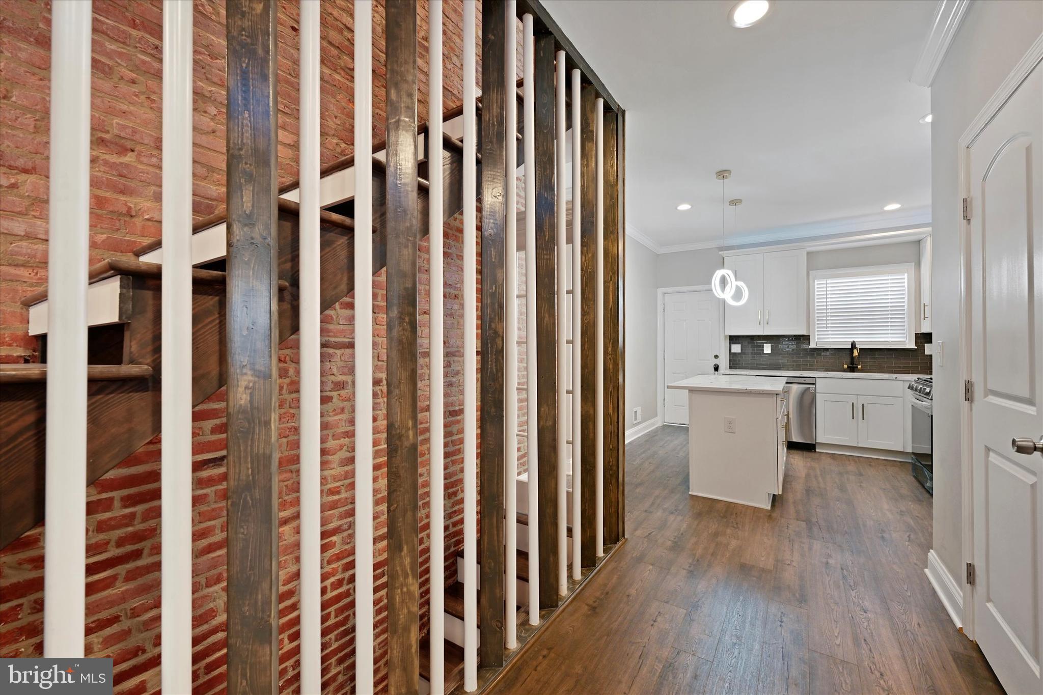 HIGHLANDTOWN - Residential