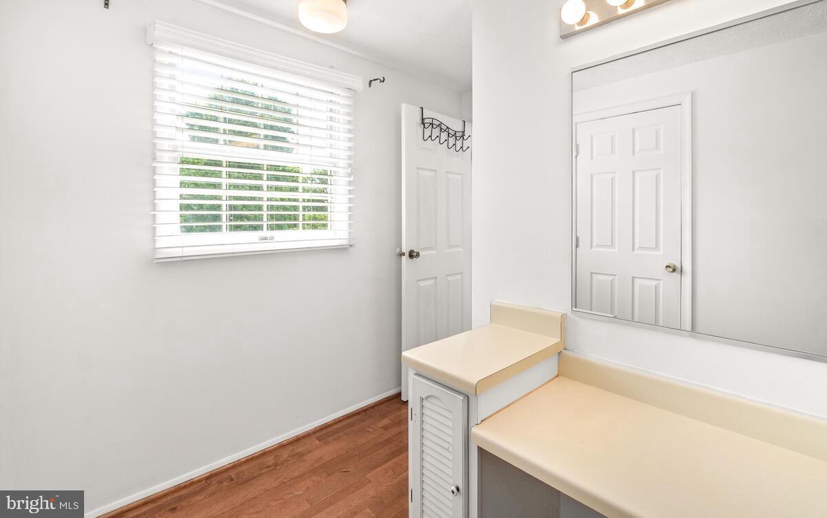 WATKINS MEADOWS - Residential Lease