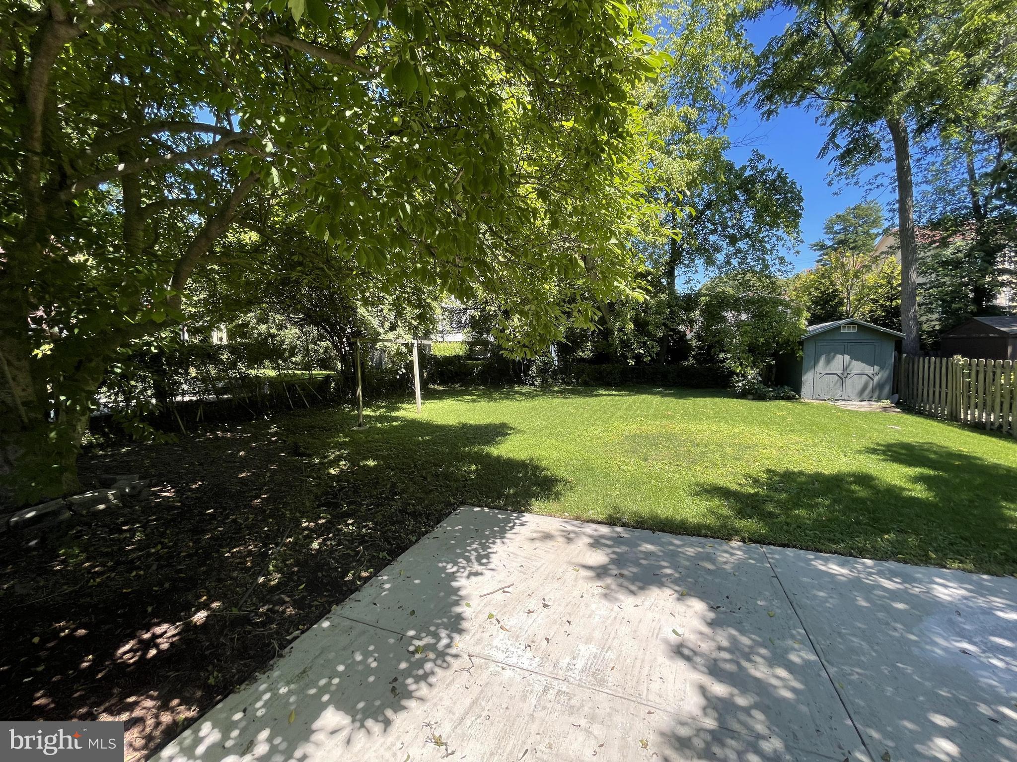 ALTA VISTA GARDENS - Residential Lease