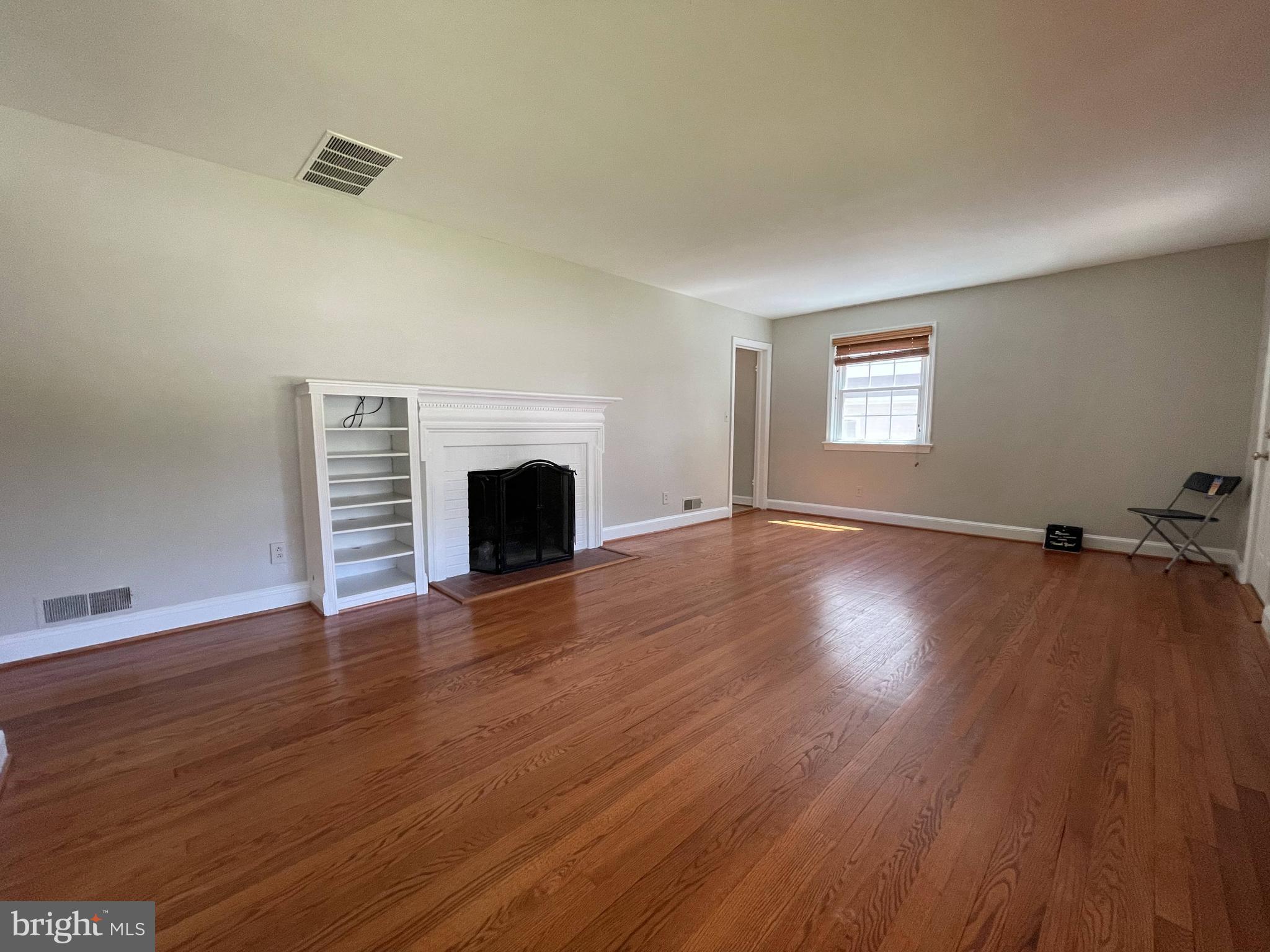 ALTA VISTA GARDENS - Residential Lease