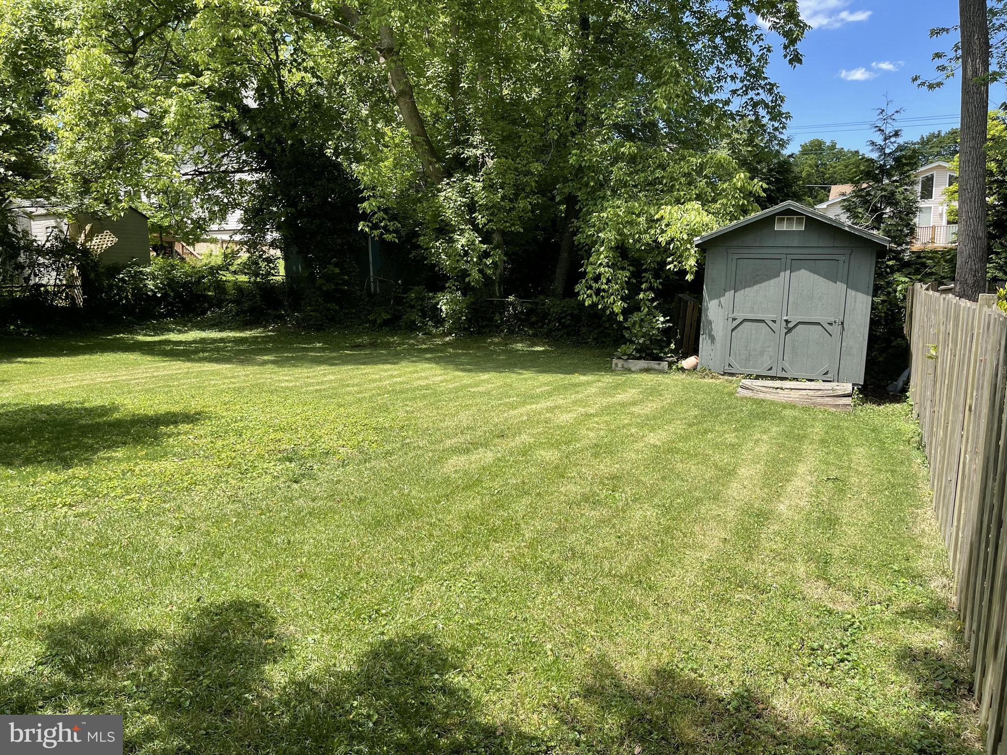 ALTA VISTA GARDENS - Residential Lease