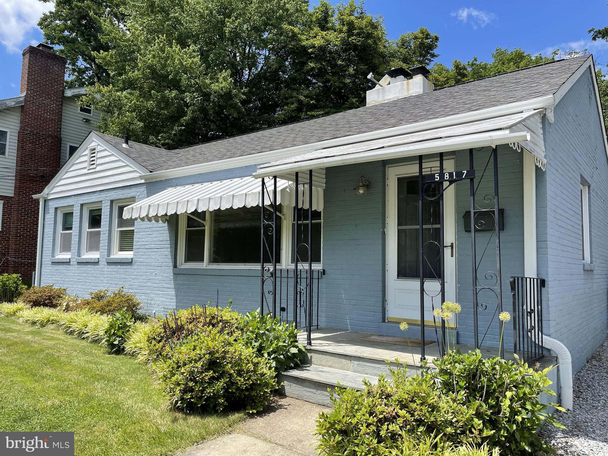 ALTA VISTA GARDENS - Residential Lease