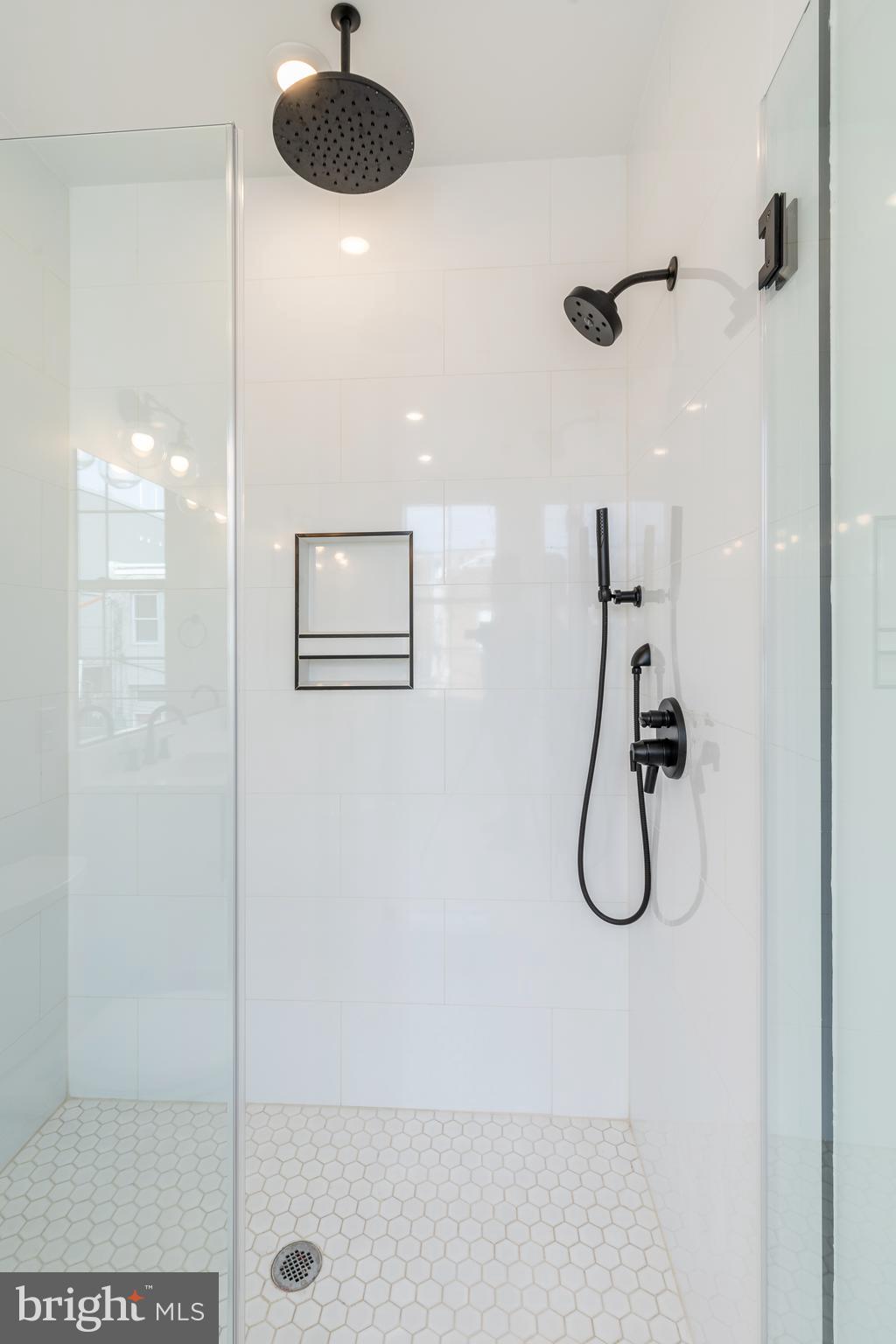 GRADUATE HOSPITAL - Residential Lease