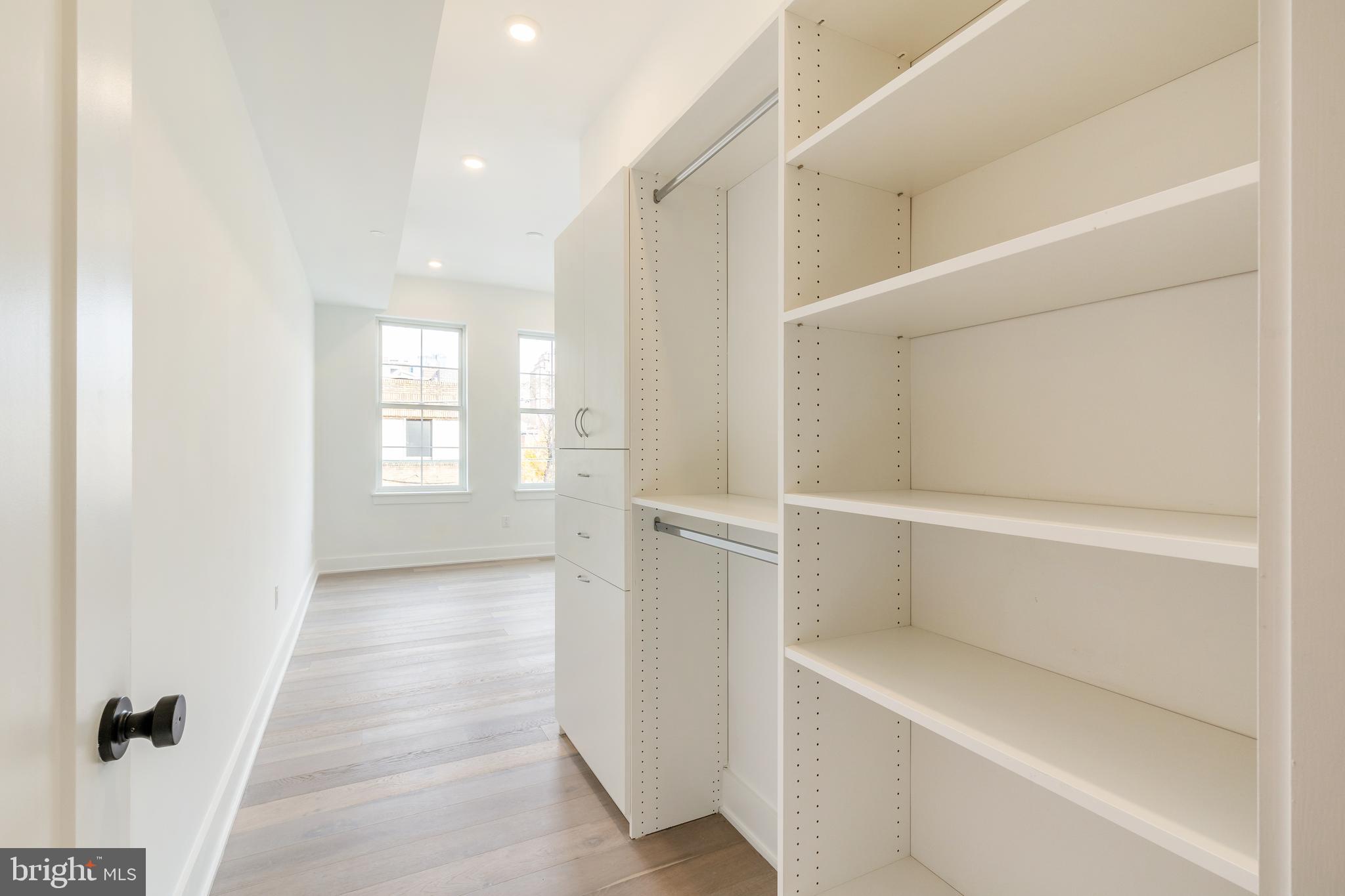 GRADUATE HOSPITAL - Residential Lease