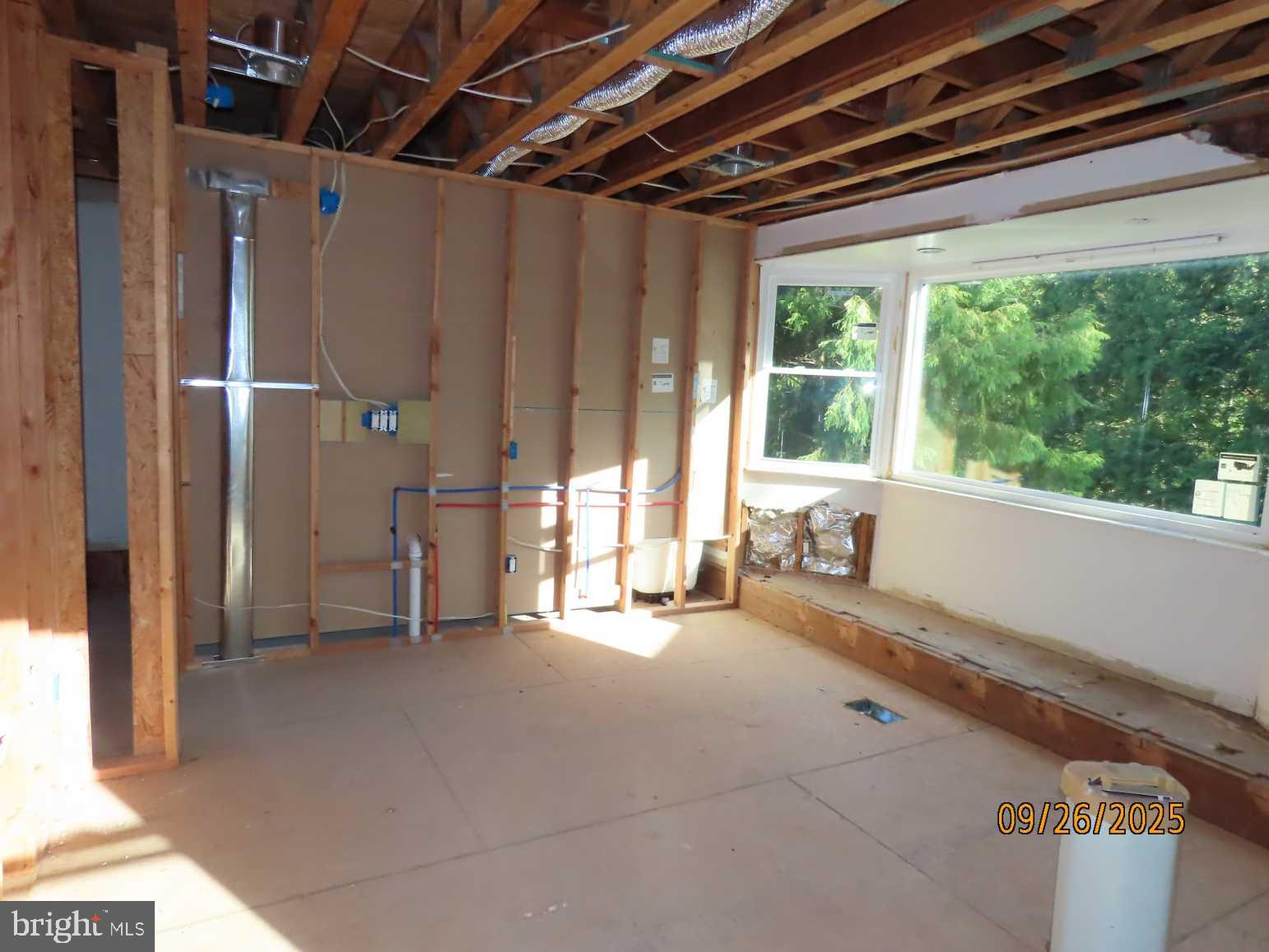 DRESHER WOODS - Residential