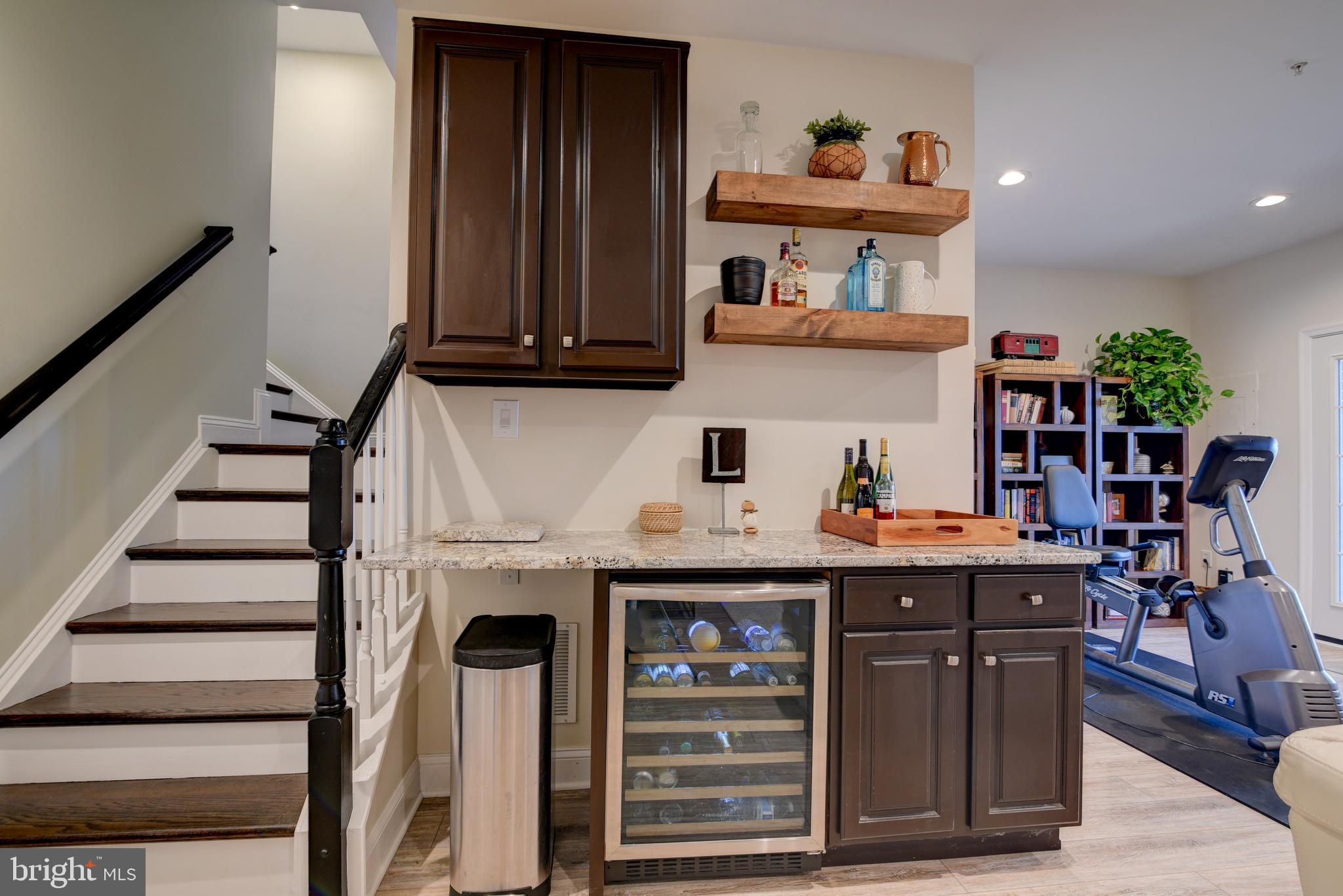 RIVER CREEK - Residential