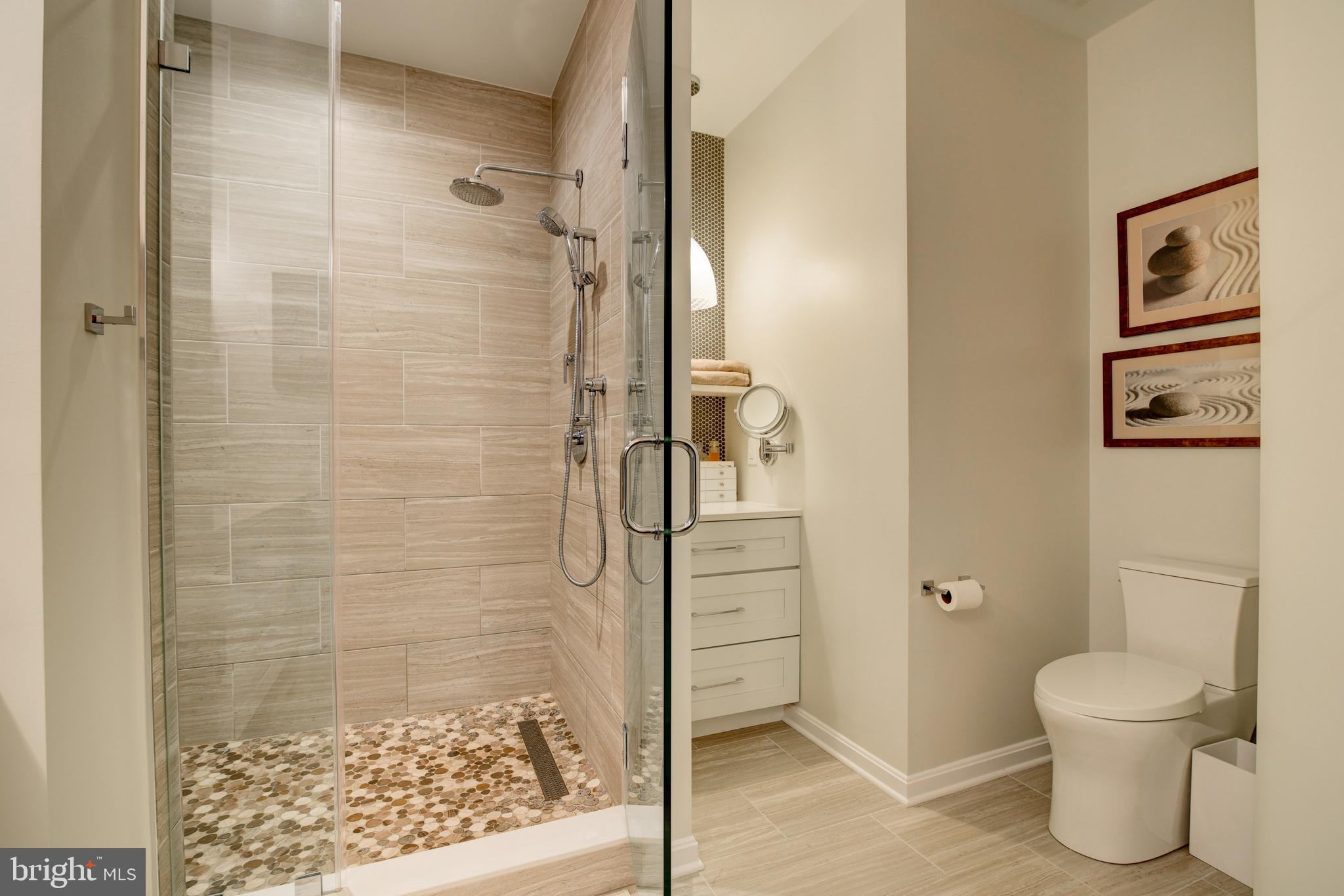 RIVER CREEK - Residential