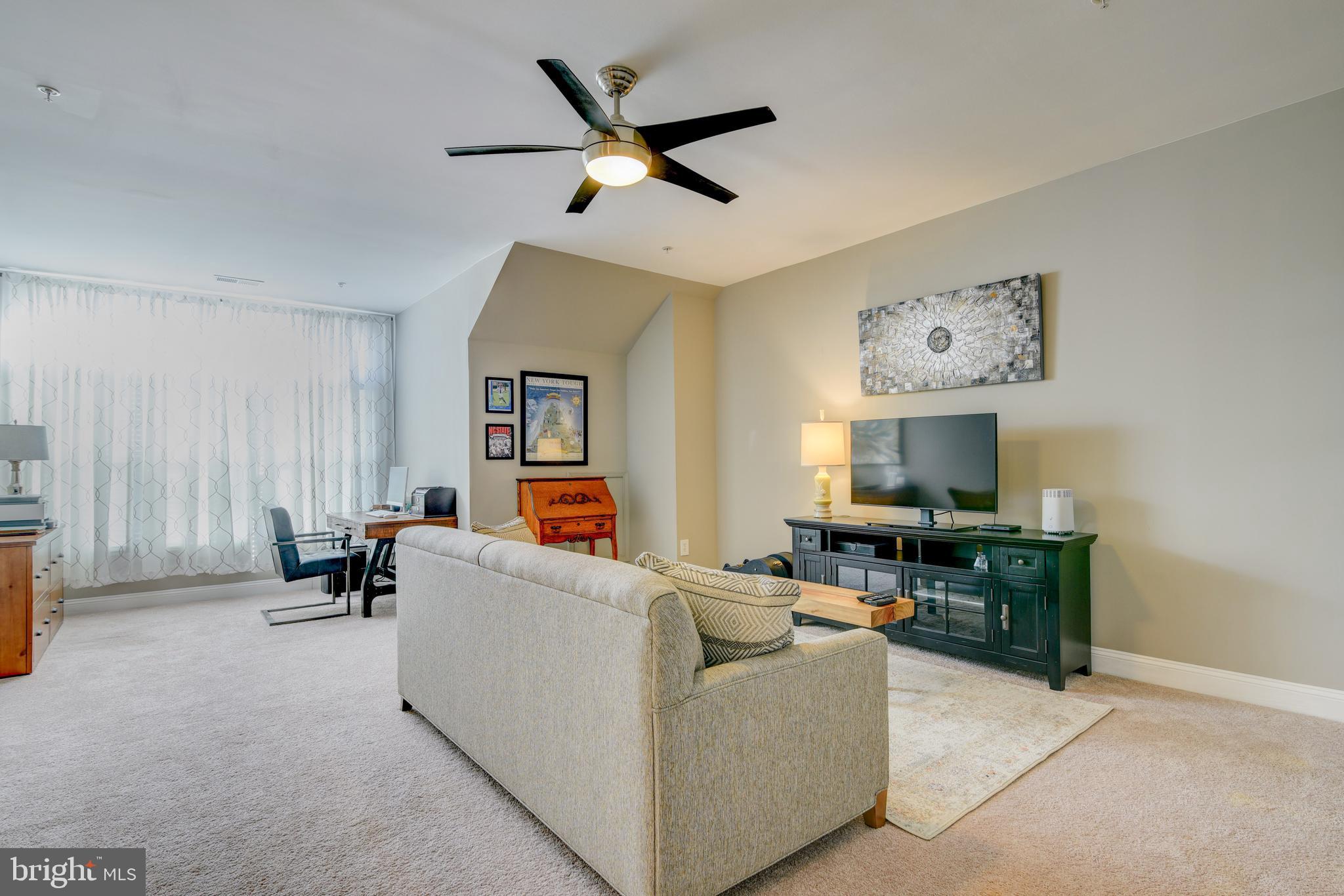 RIVER CREEK - Residential