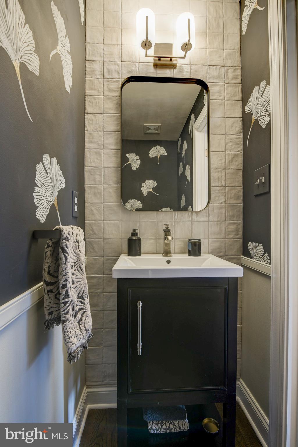 RIVER CREEK - Residential