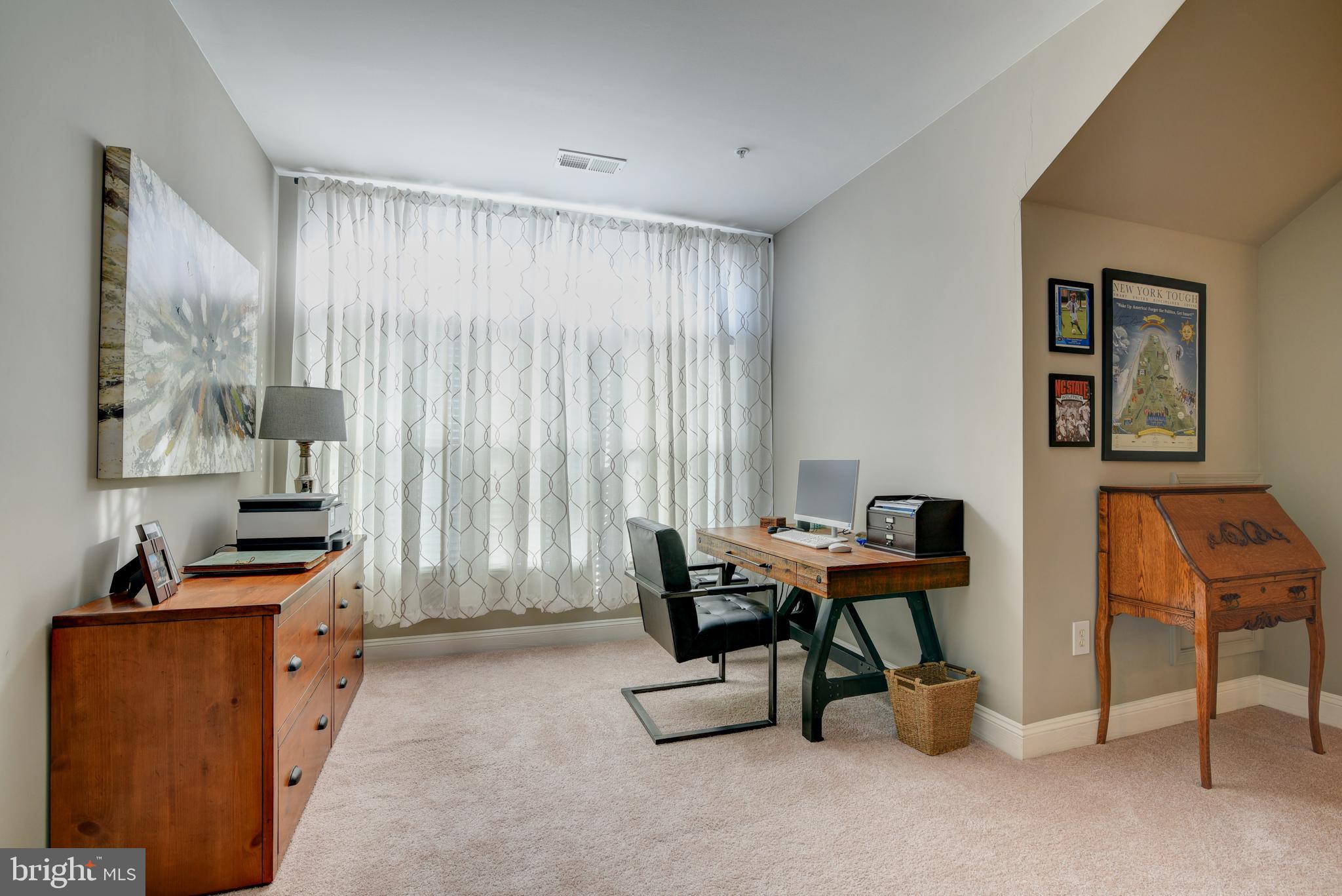 RIVER CREEK - Residential