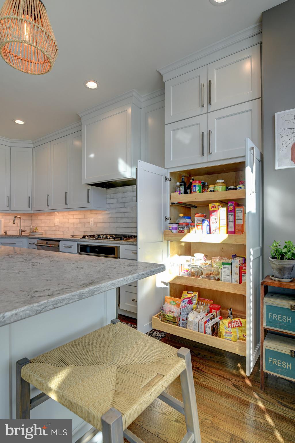 RIVER CREEK - Residential