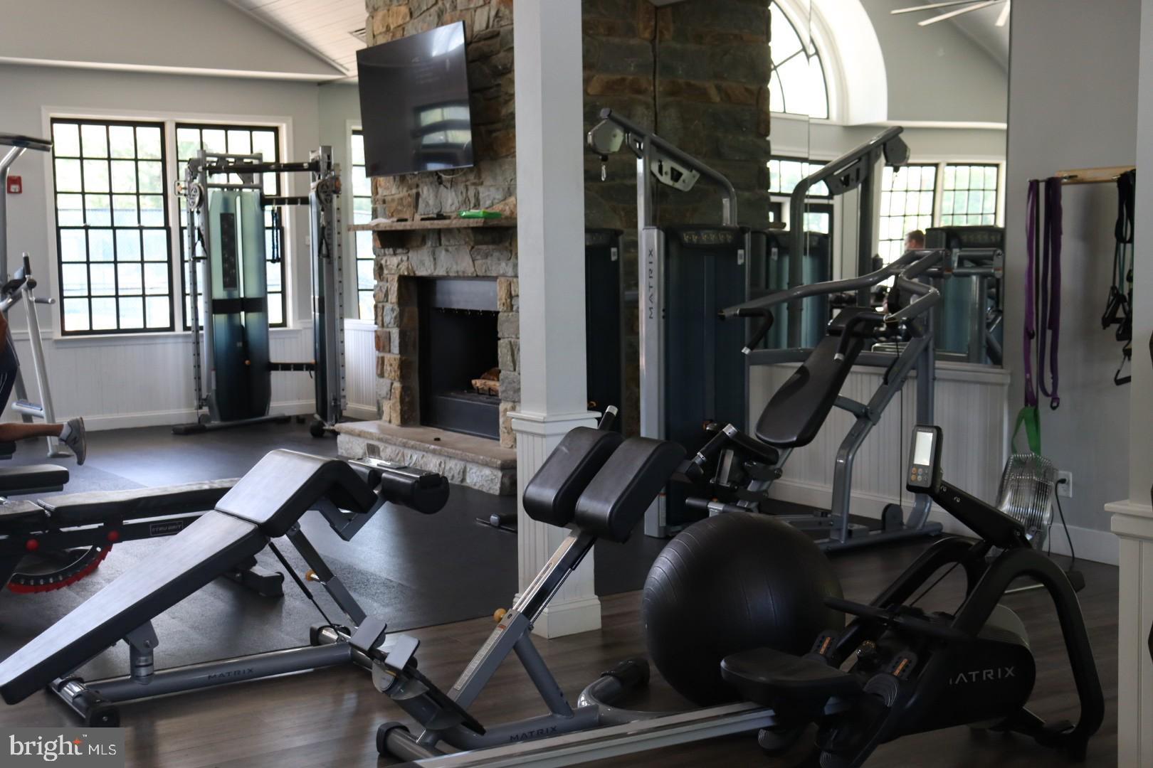 RIVER CREEK - Residential